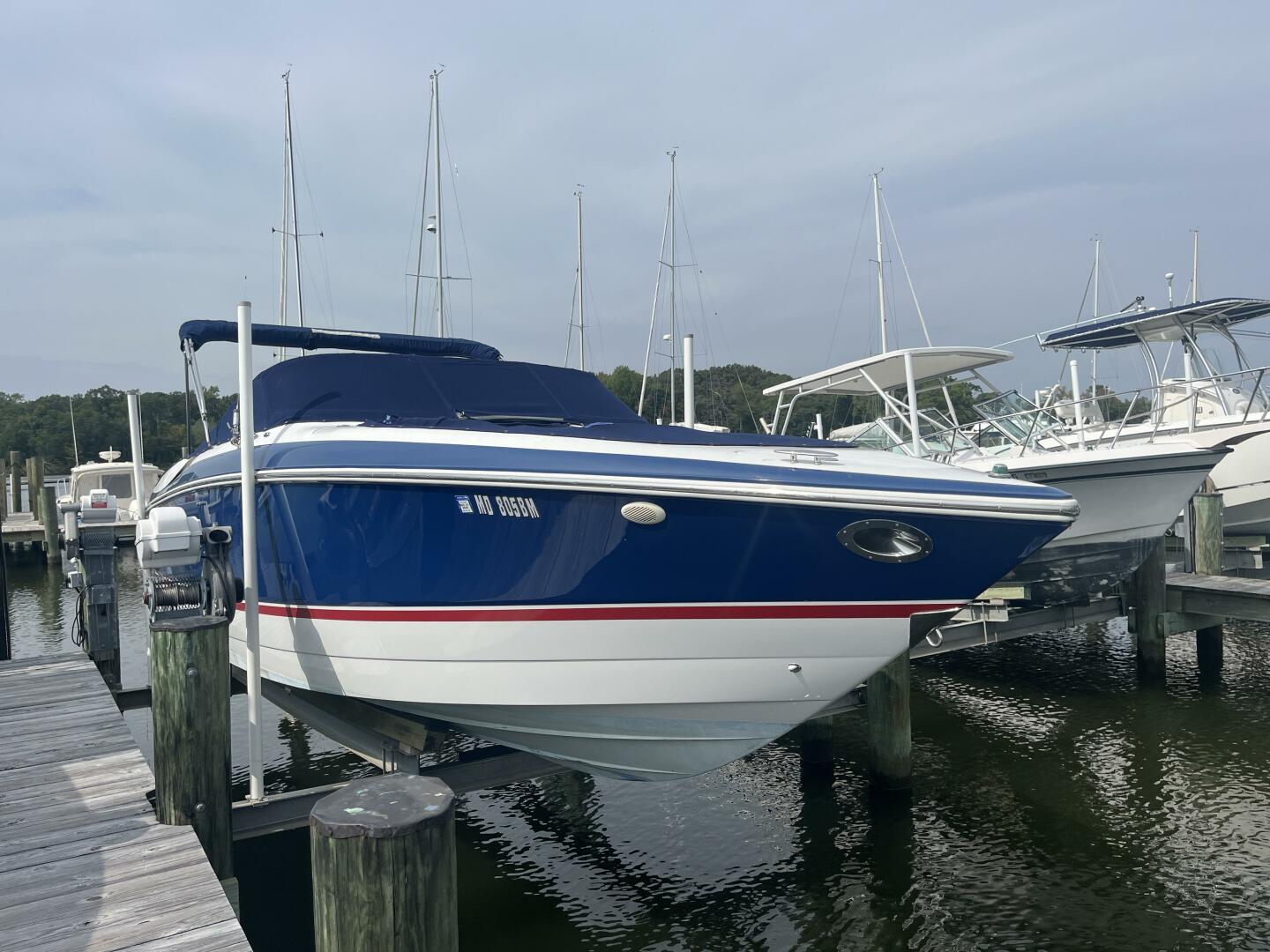 28ft Cobalt Yacht For Sale