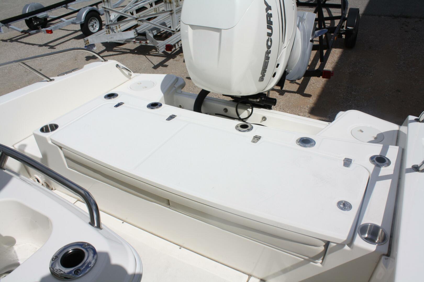 27ft Boston Whaler Yacht For Sale