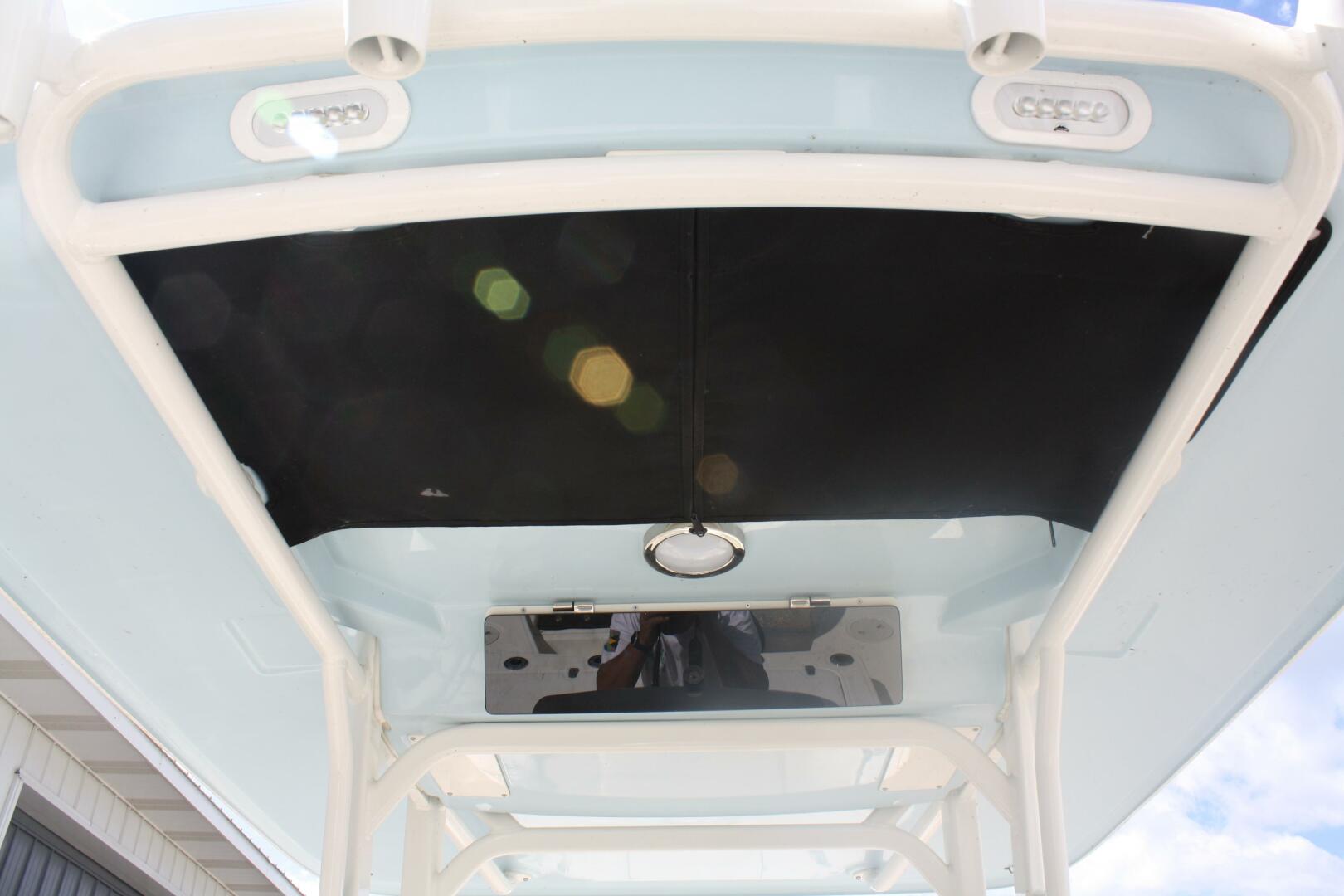 27ft Boston Whaler Yacht For Sale