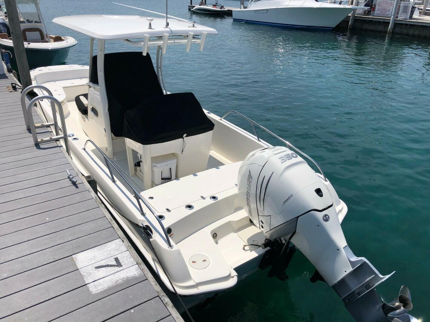 27ft Boston Whaler Yacht For Sale