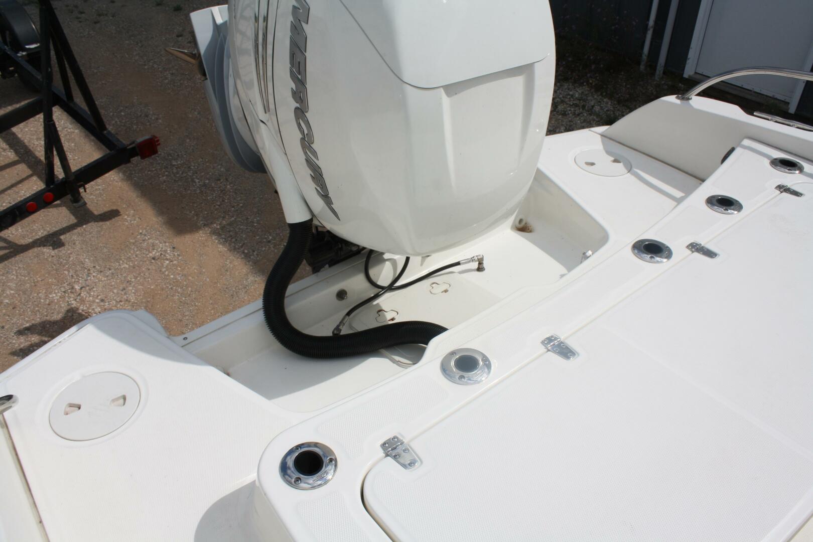 27ft Boston Whaler Yacht For Sale