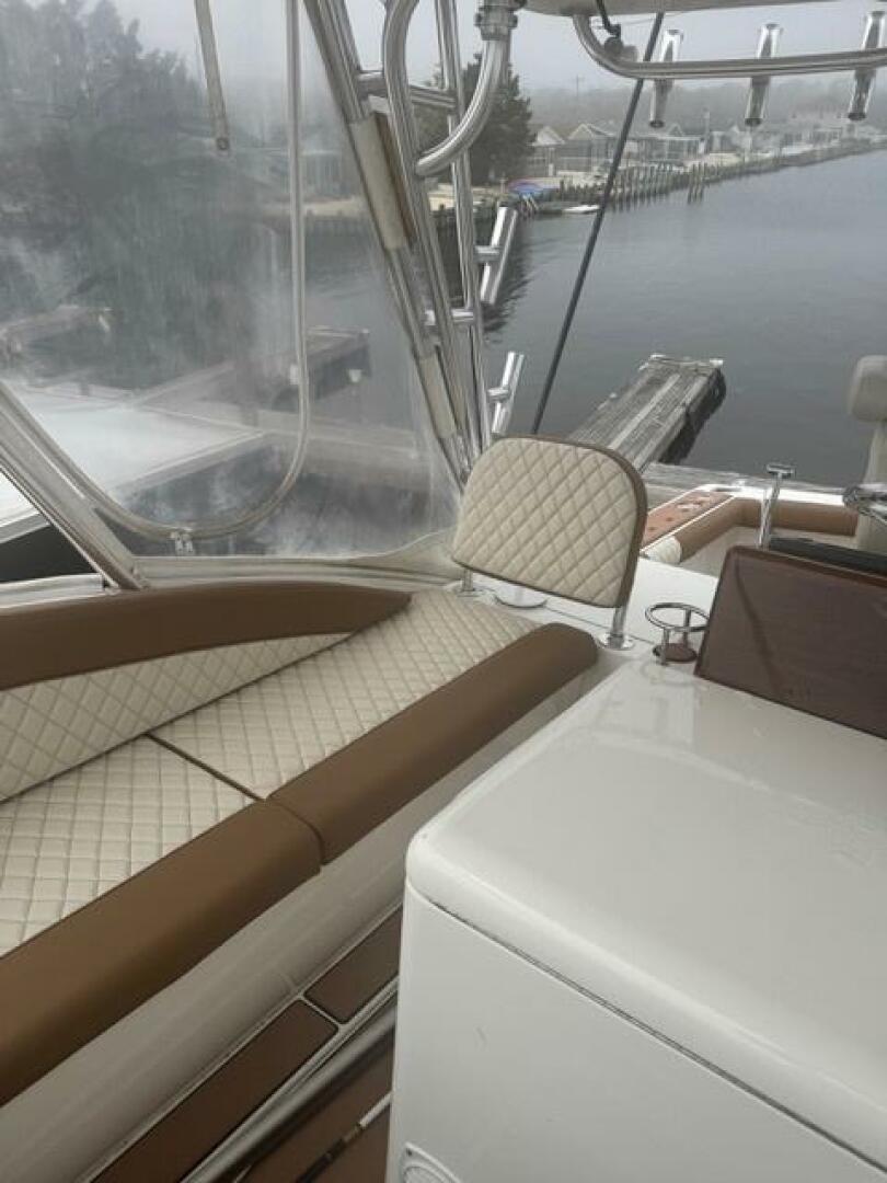 35ft Egg Harbor Yacht For Sale