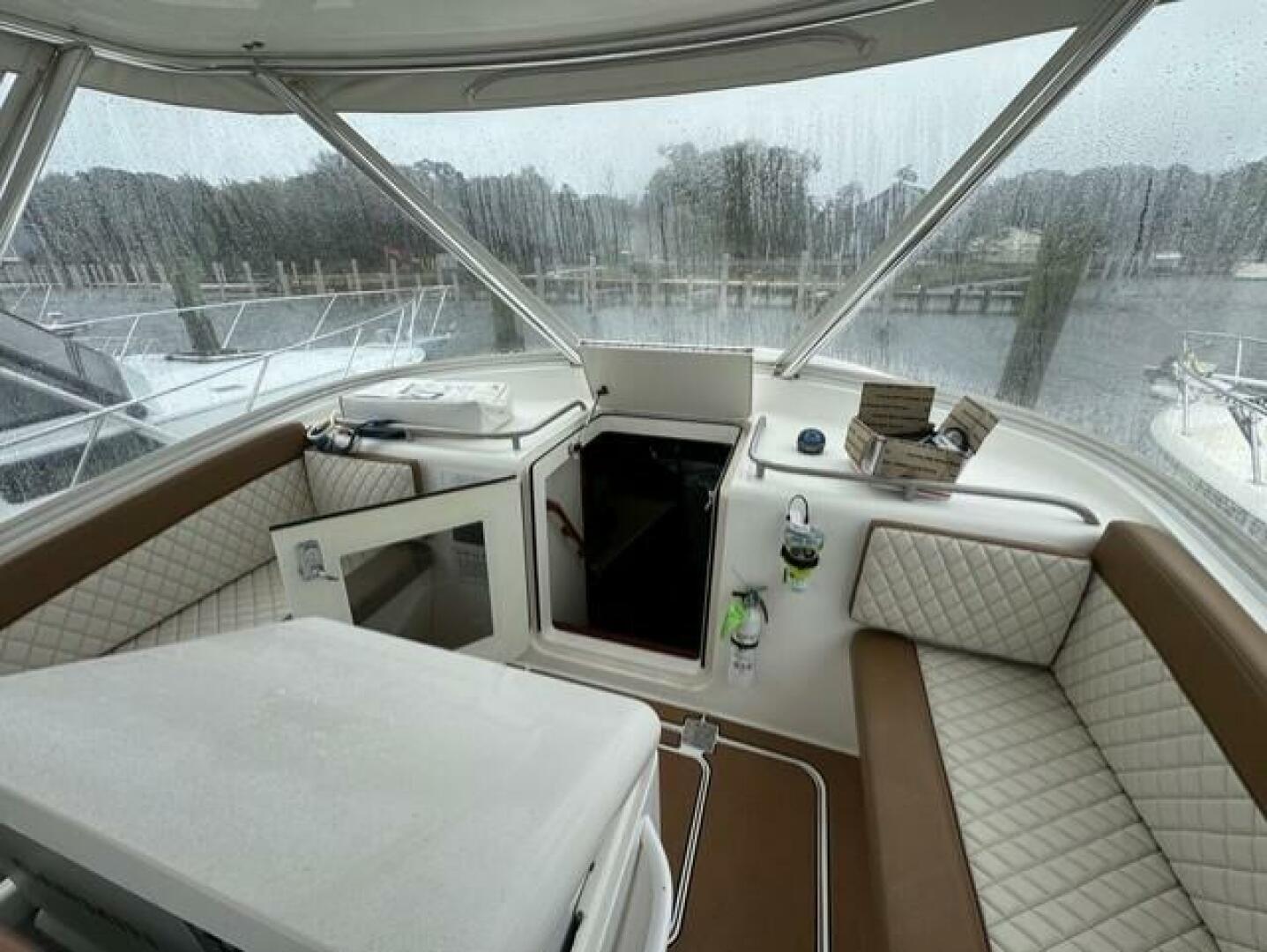 35ft Egg Harbor Yacht For Sale