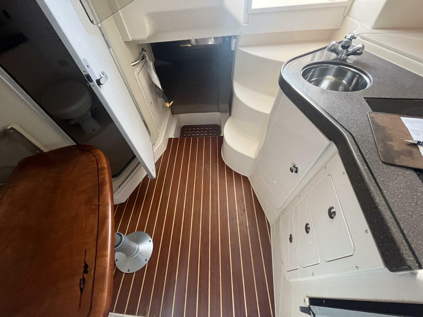 35ft Grady White Yacht For Sale
