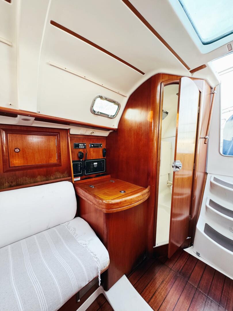 Stravaig 32ft Beneteau Yacht For Sale