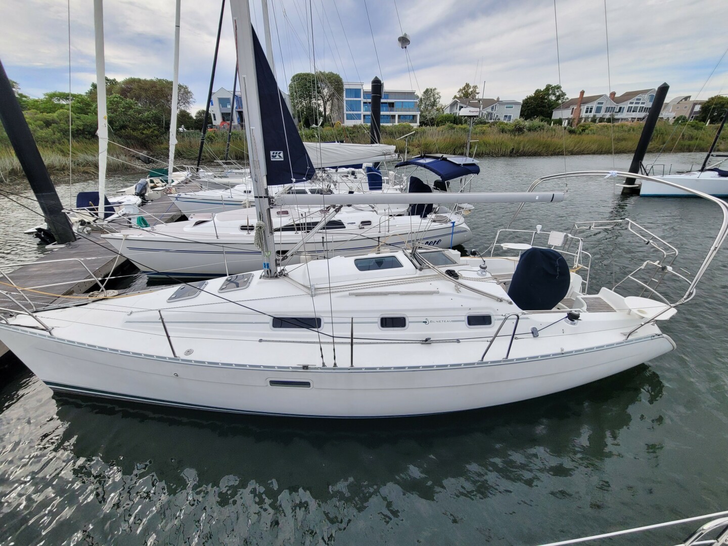 Stravaig 32ft Beneteau Yacht For Sale