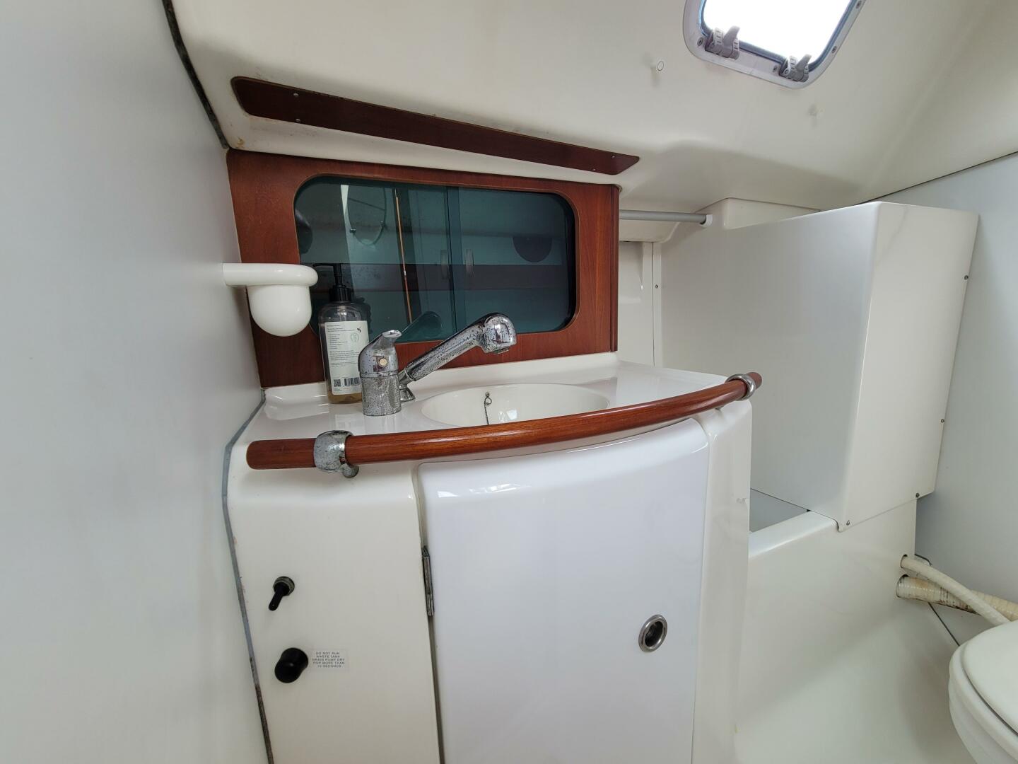 Stravaig 32ft Beneteau Yacht For Sale