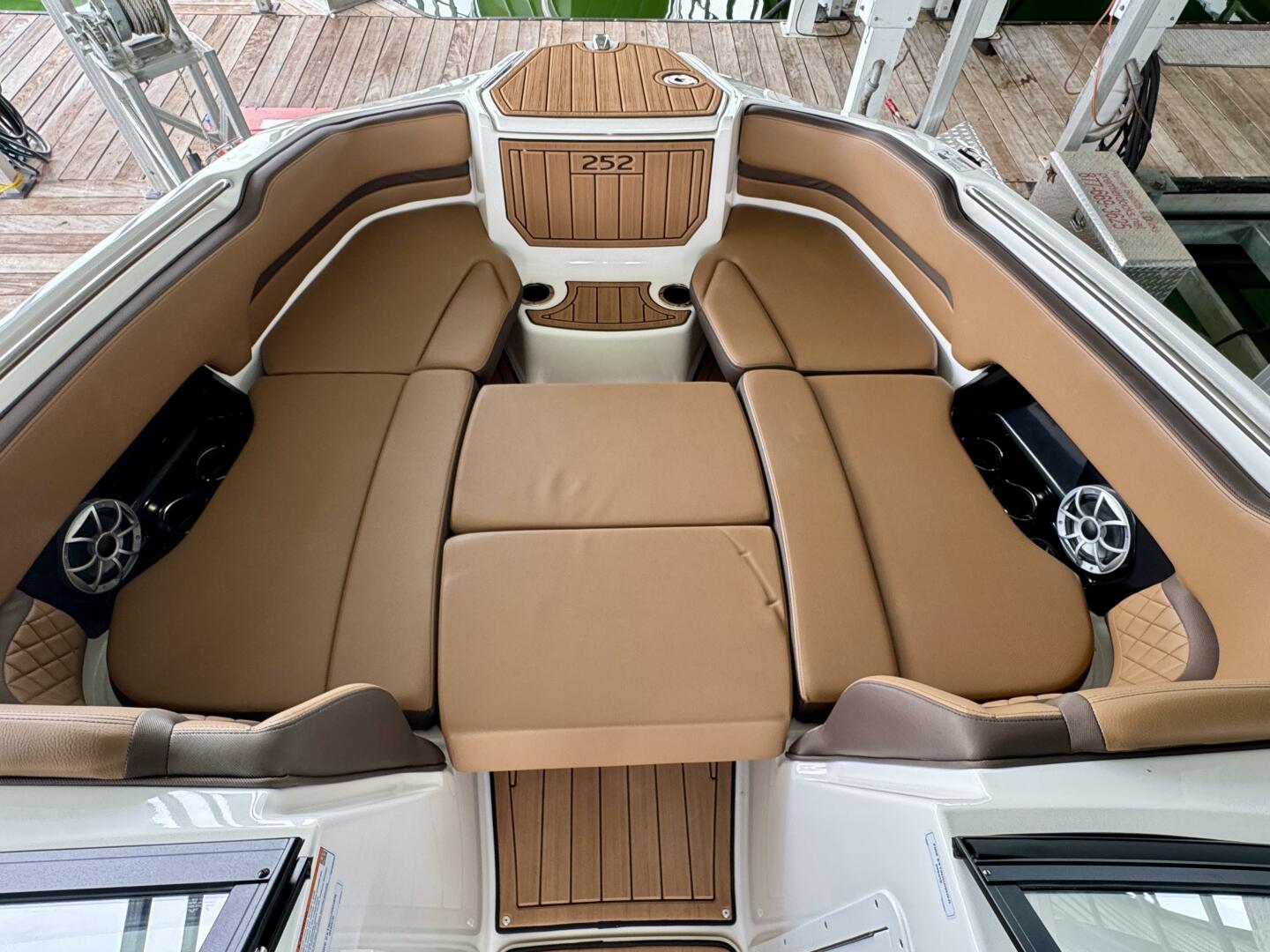 25ft Yamaha Boats Yacht For Sale