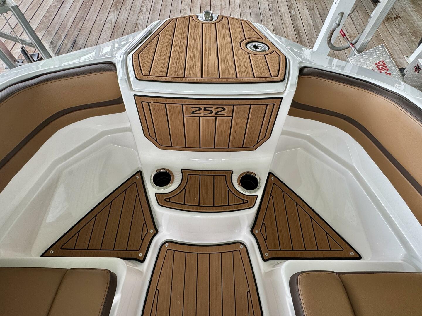 25ft Yamaha Boats Yacht For Sale