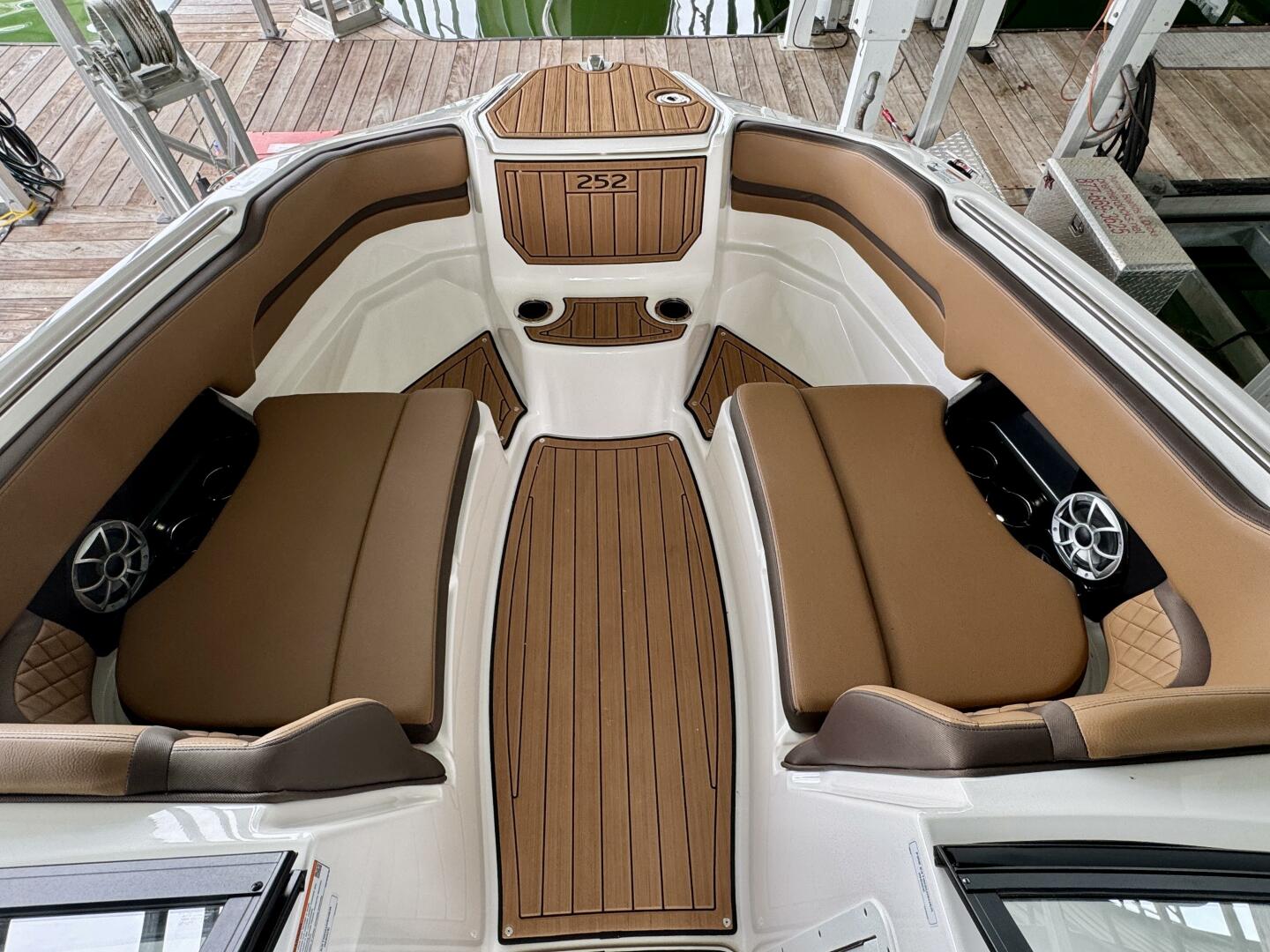 25ft Yamaha Boats Yacht For Sale