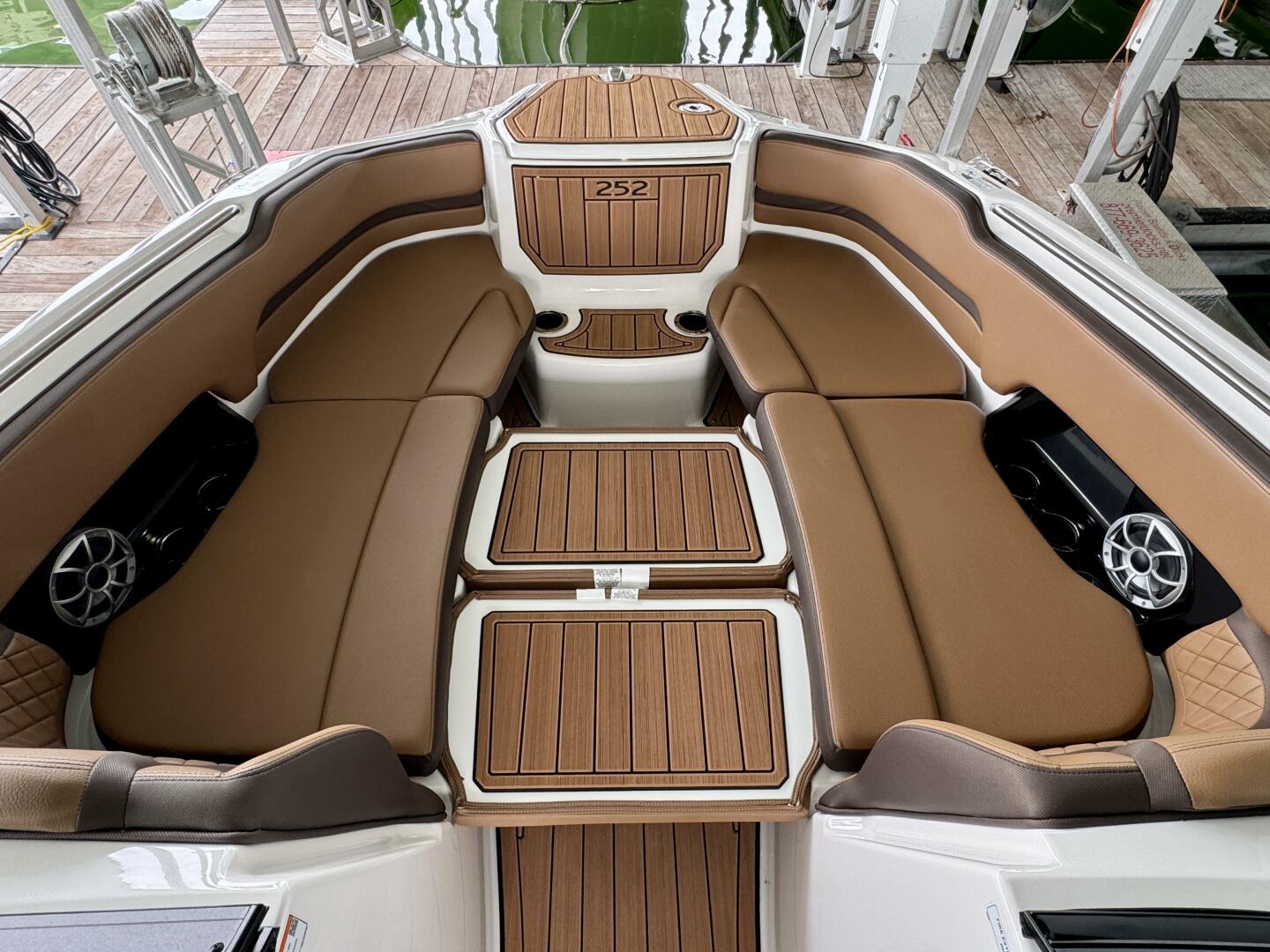 25ft Yamaha Boats Yacht For Sale