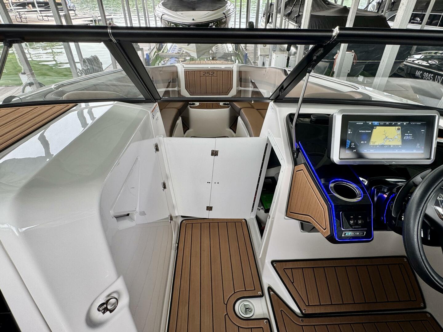 25ft Yamaha Boats Yacht For Sale