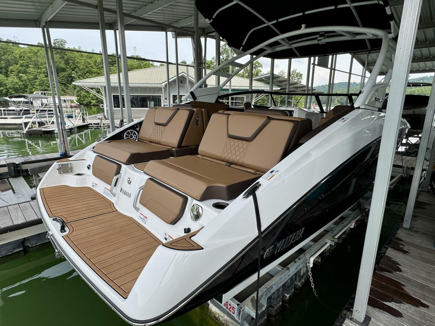 25ft Yamaha Boats Yacht For Sale