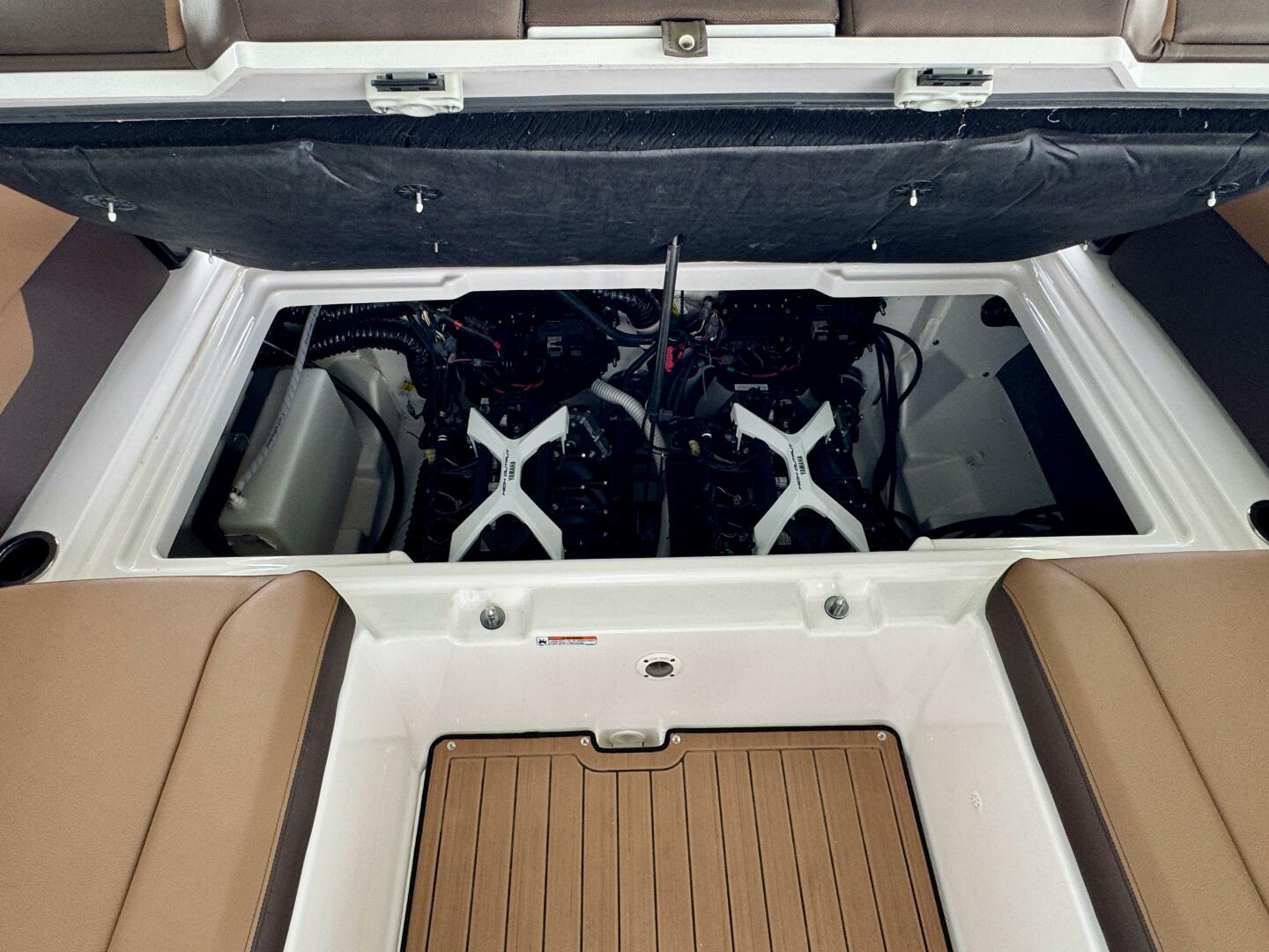 25ft Yamaha Boats Yacht For Sale