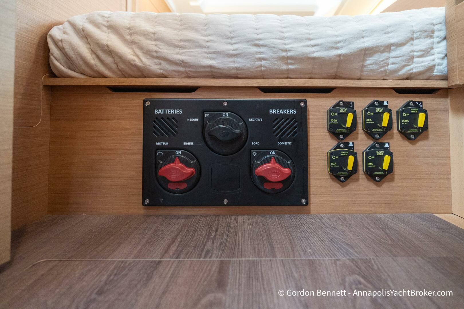 Shatzi 41ft Jeanneau Yacht For Sale