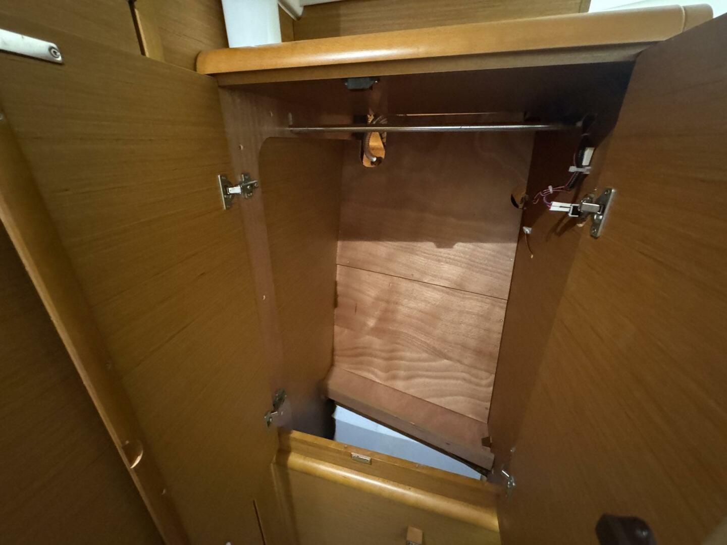 Sea Ranch II 38ft Jeanneau Yacht For Sale