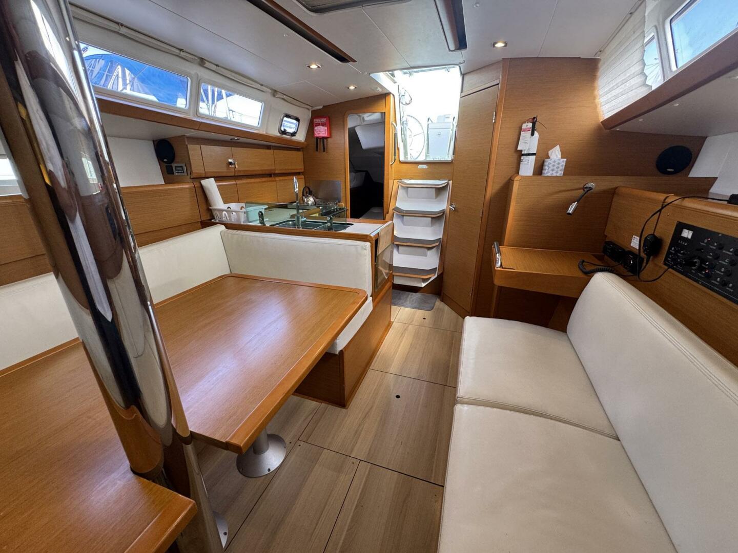 Sea Ranch II 38ft Jeanneau Yacht For Sale