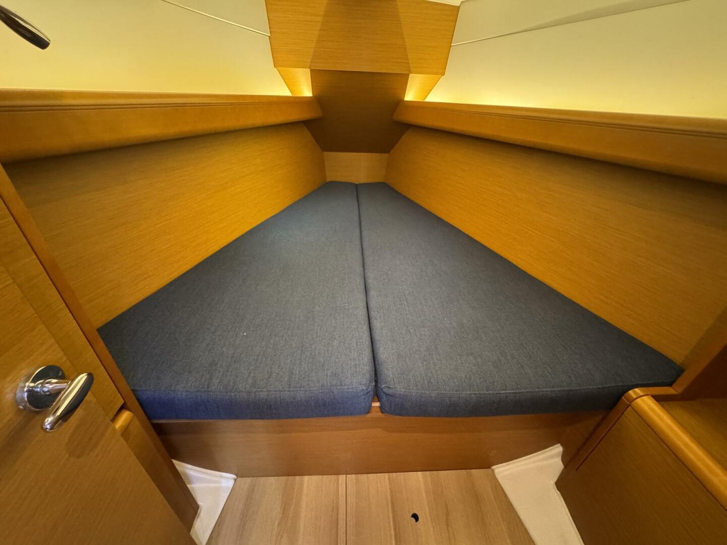 Sea Ranch II 38ft Jeanneau Yacht For Sale