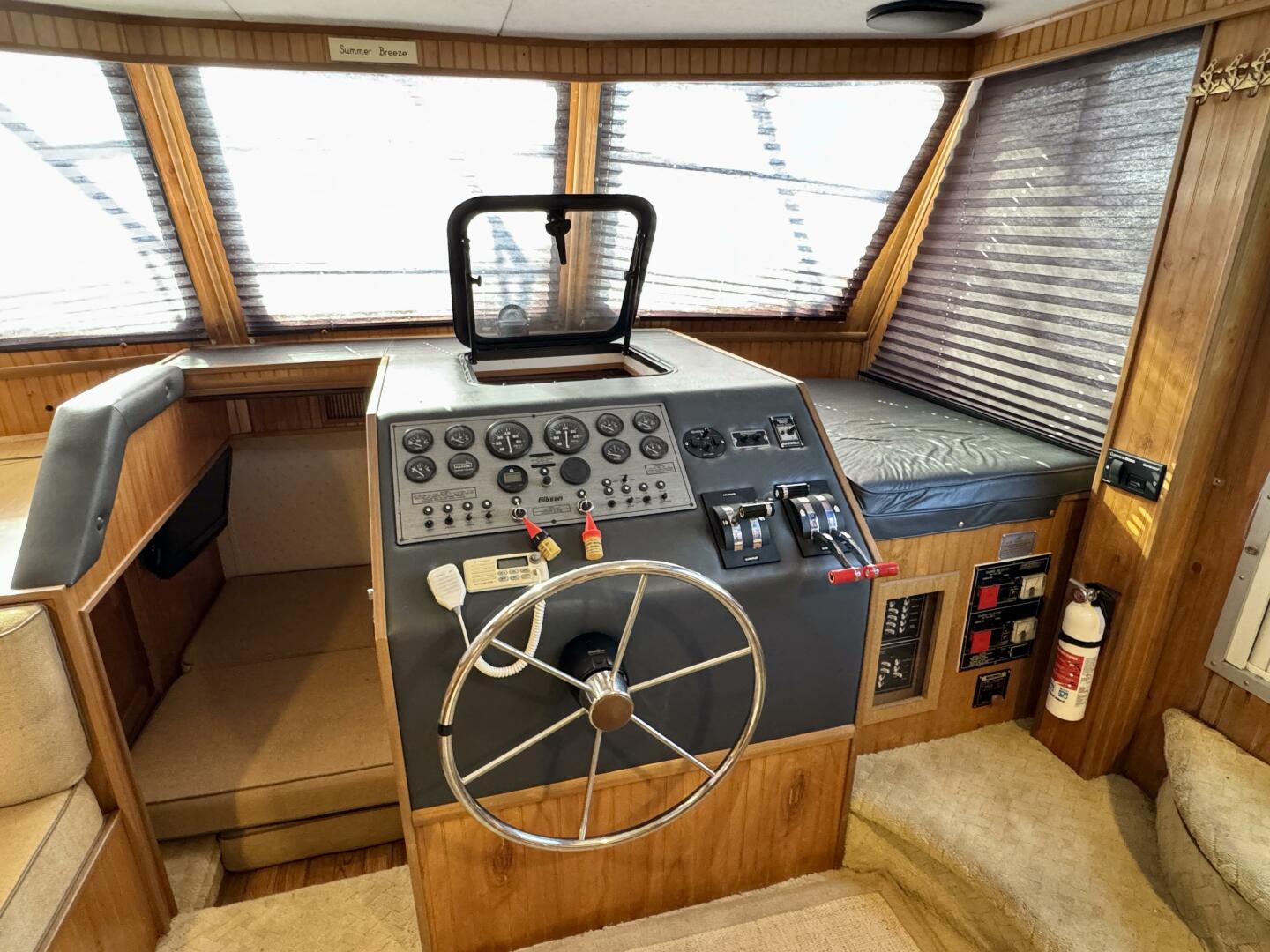 Summer Breeze 37ft Gibson Yacht For Sale