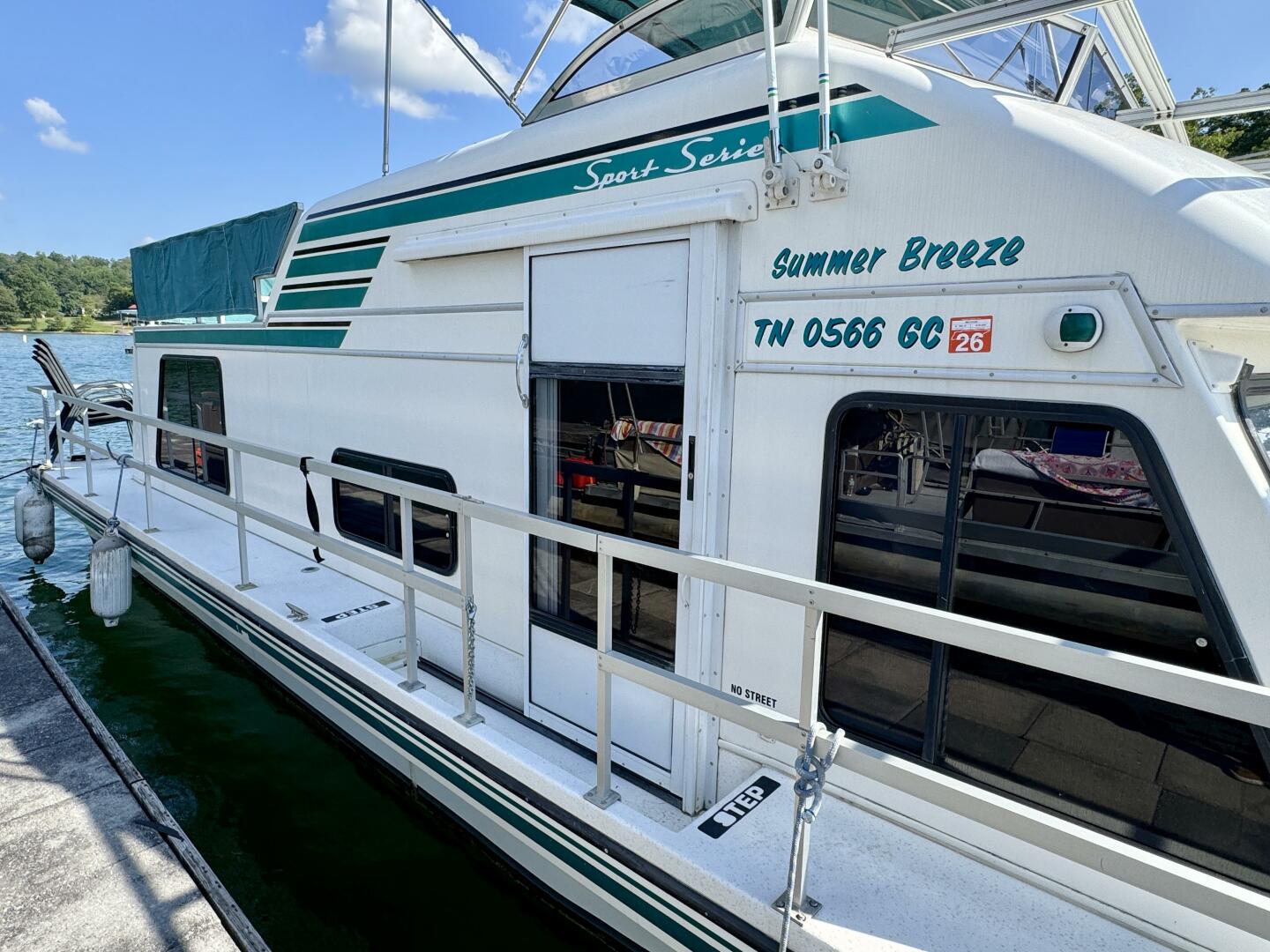 Summer Breeze 37ft Gibson Yacht For Sale