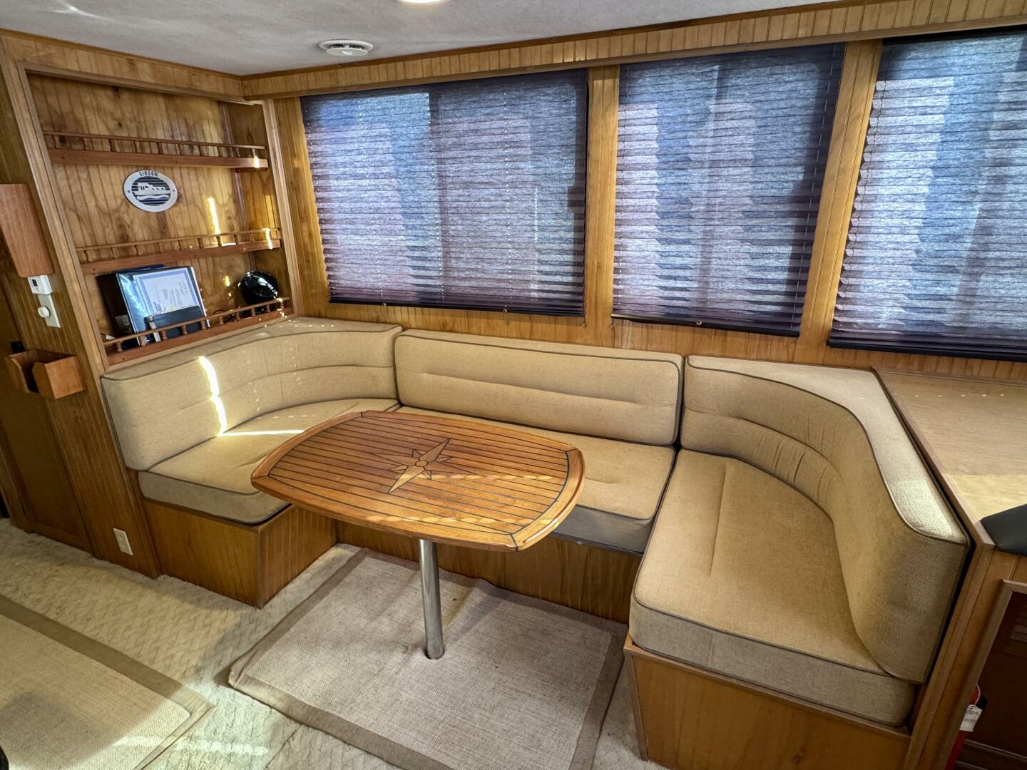 Summer Breeze 37ft Gibson Yacht For Sale