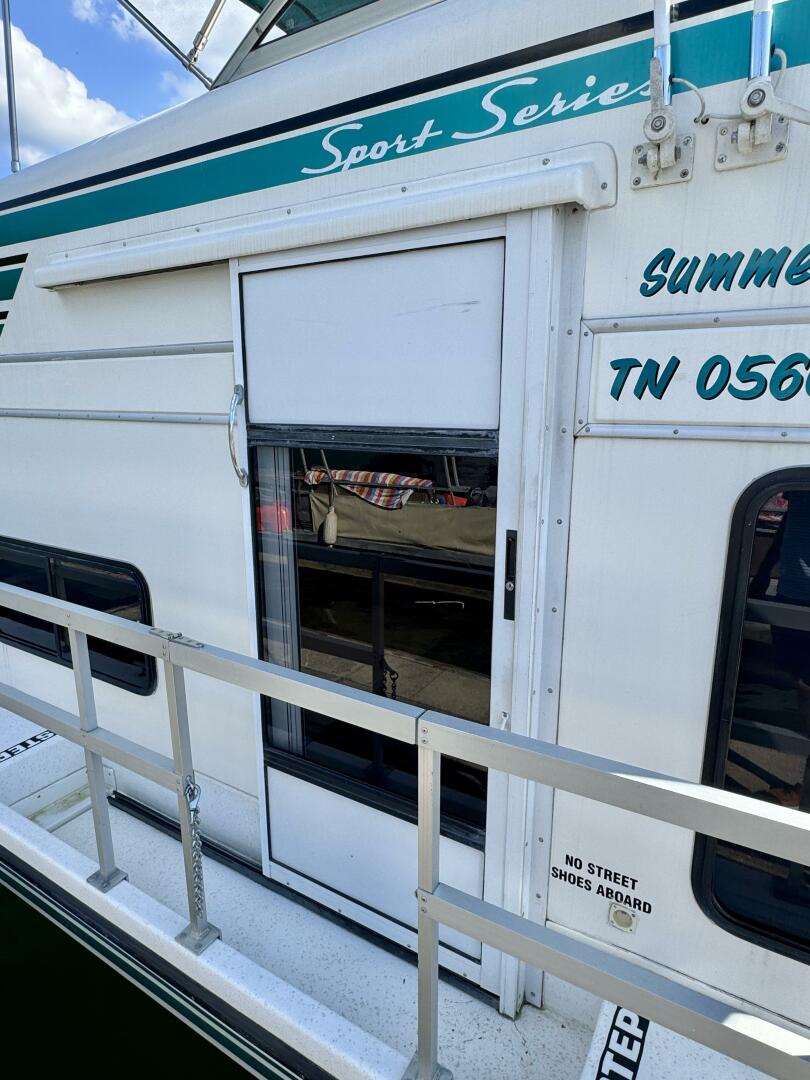 Summer Breeze 37ft Gibson Yacht For Sale