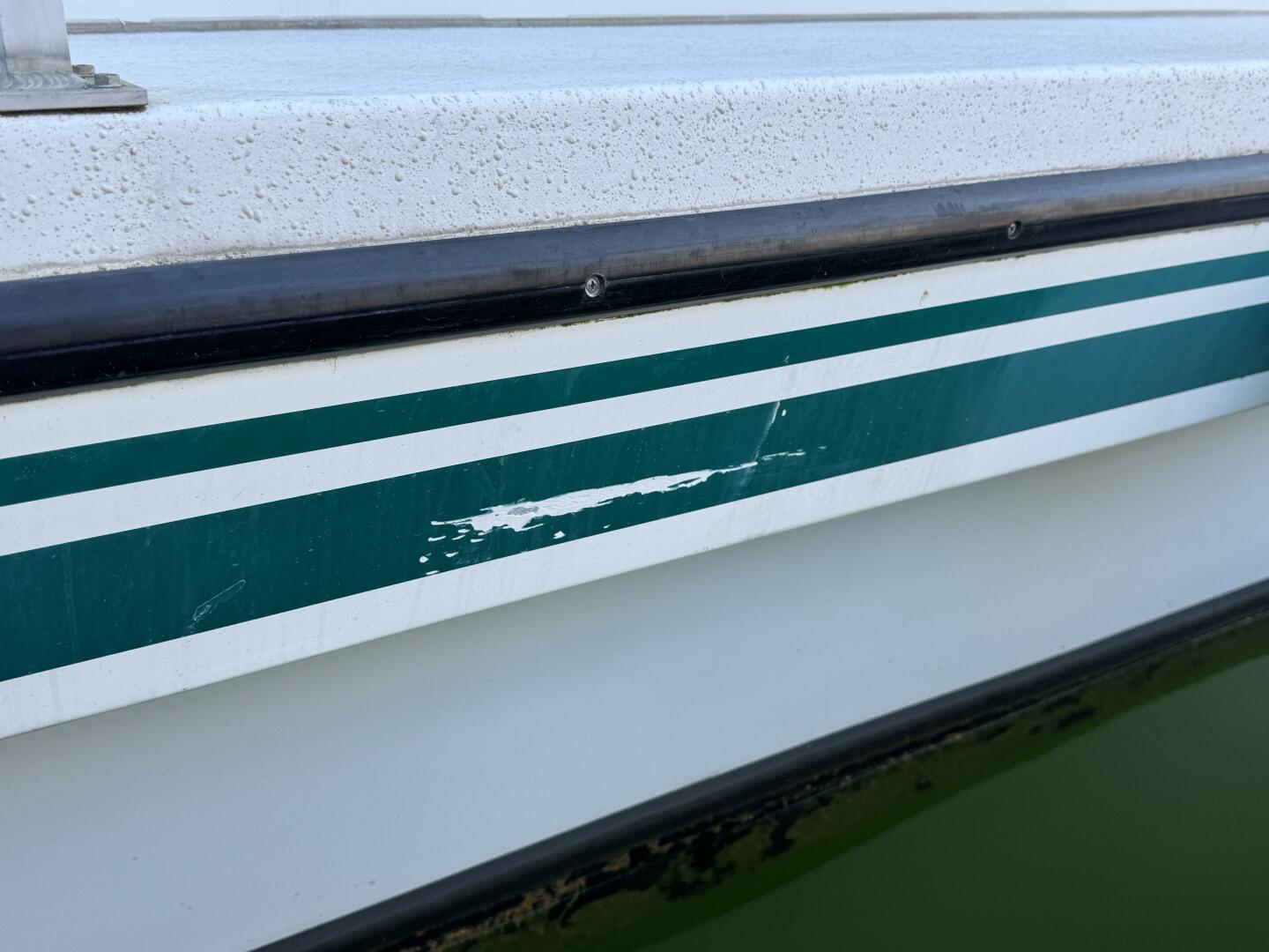Summer Breeze 37ft Gibson Yacht For Sale