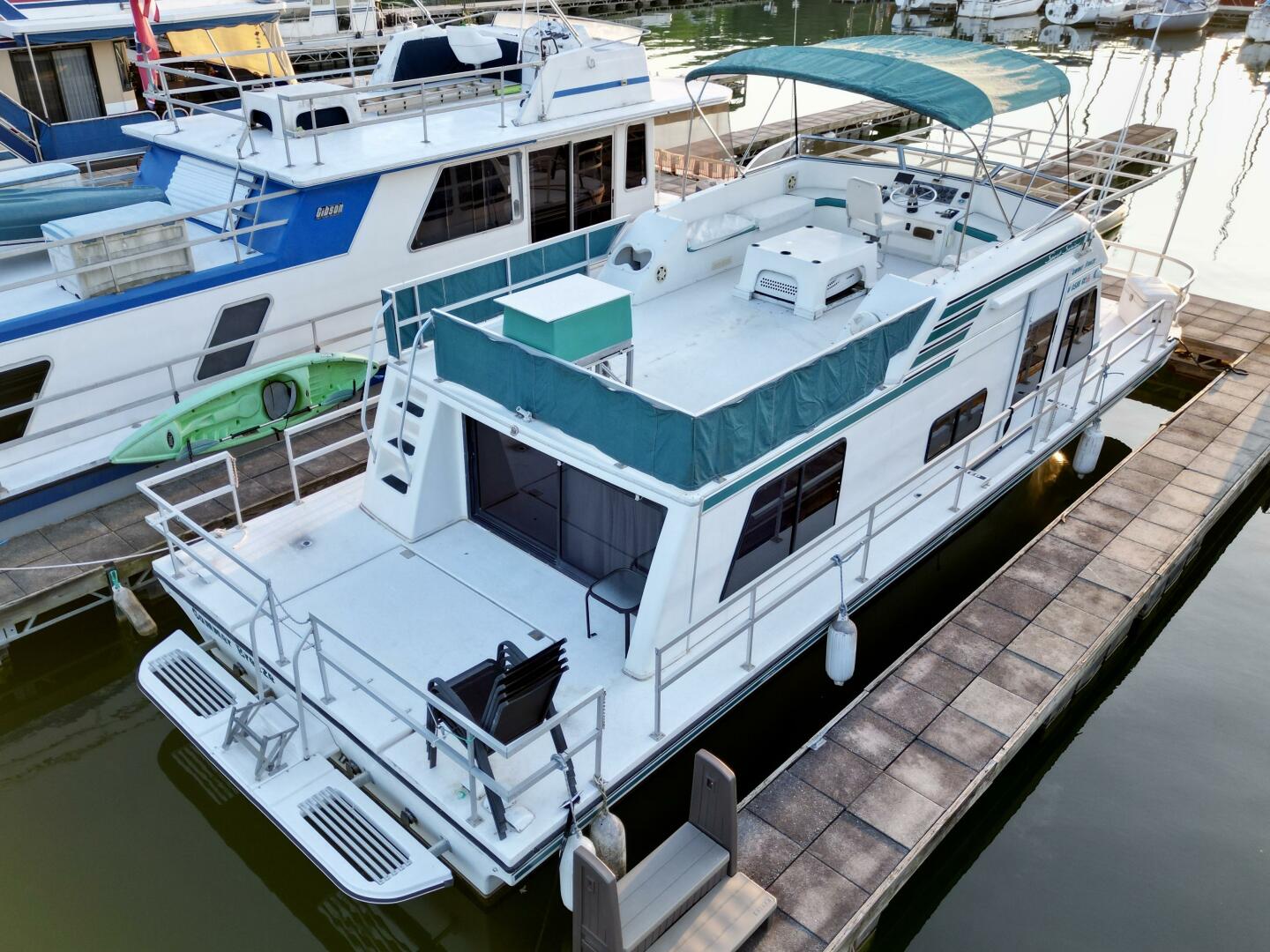 Summer Breeze 37ft Gibson Yacht For Sale