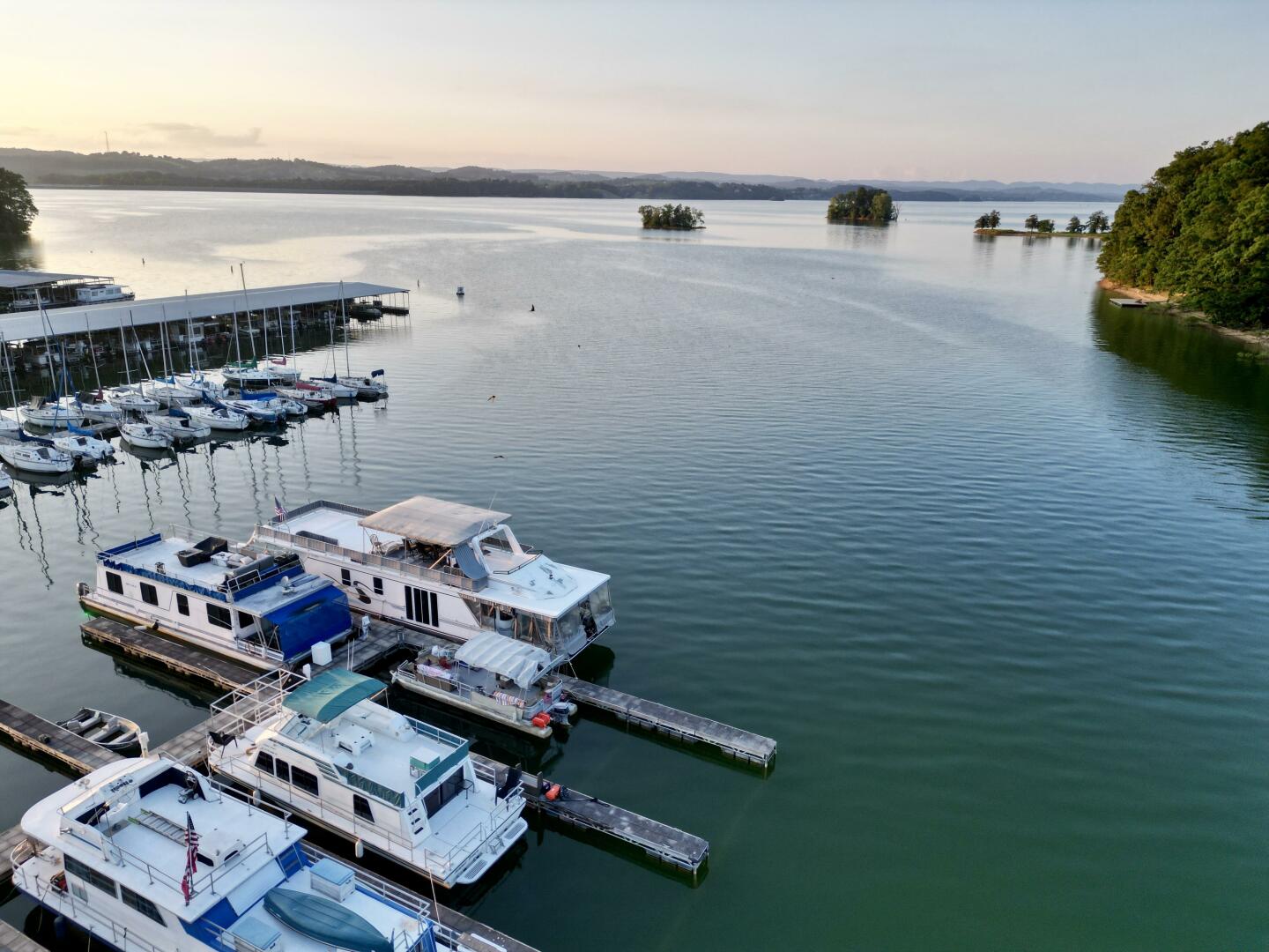Summer Breeze 37ft Gibson Yacht For Sale