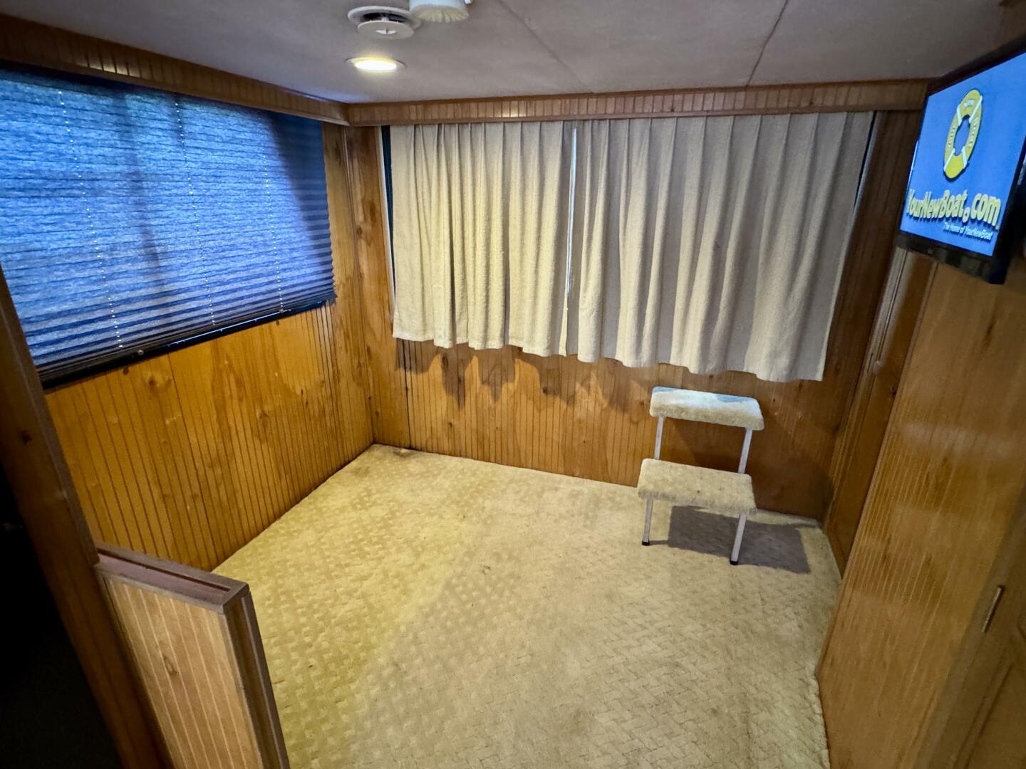 Summer Breeze 37ft Gibson Yacht For Sale