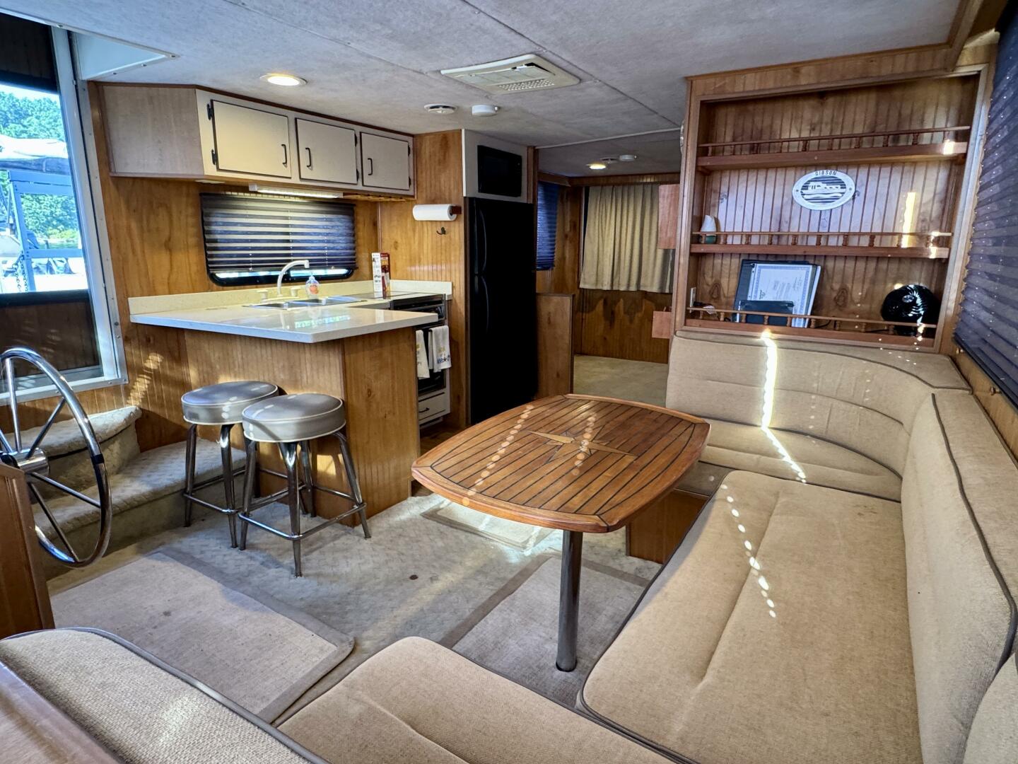 Summer Breeze 37ft Gibson Yacht For Sale