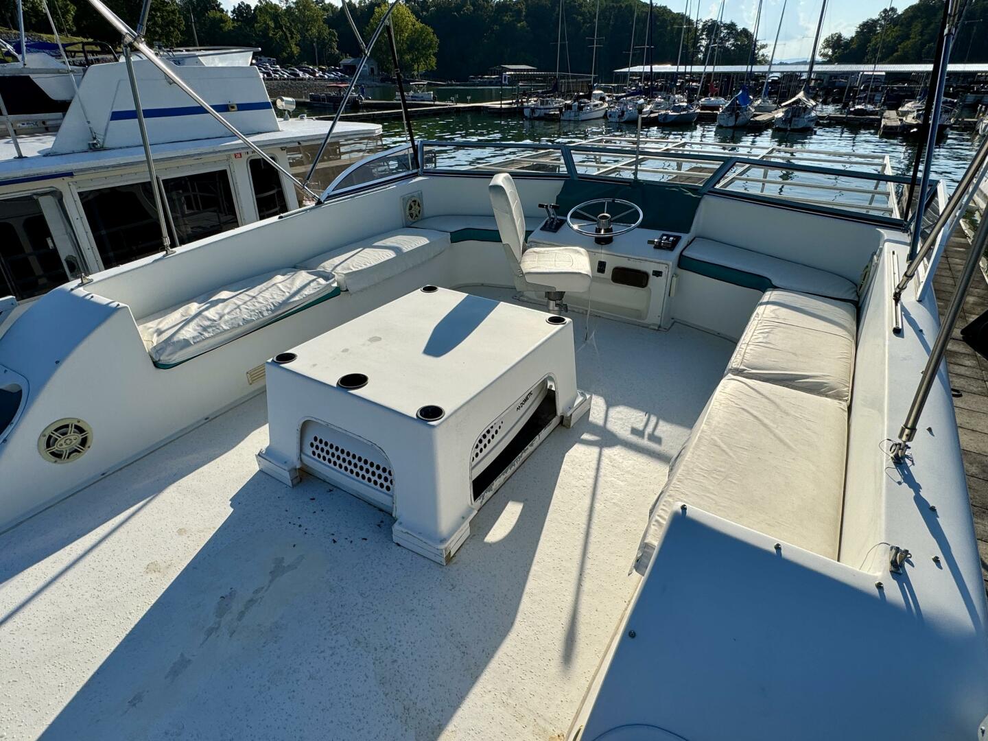 Summer Breeze 37ft Gibson Yacht For Sale