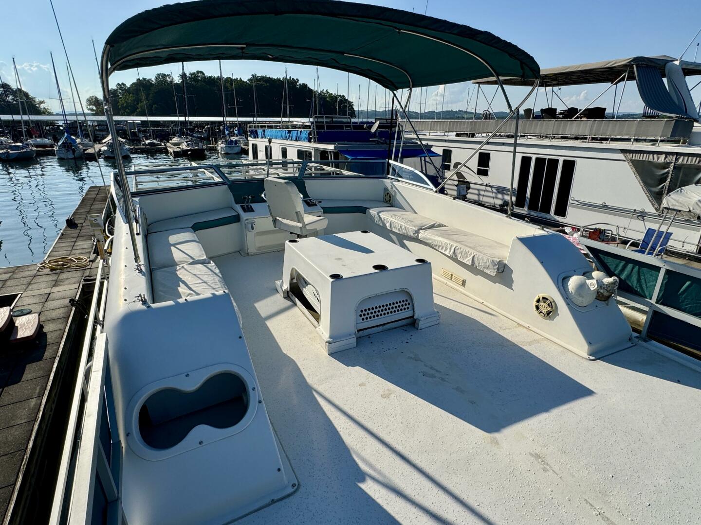 Summer Breeze 37ft Gibson Yacht For Sale