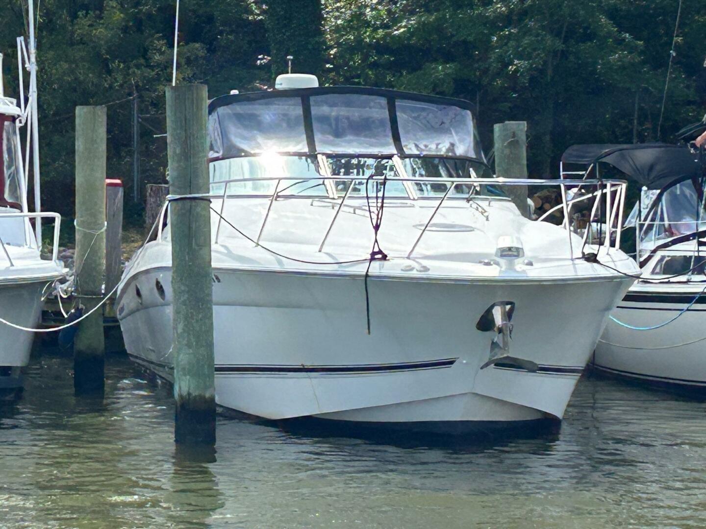 37ft Wellcraft Yacht For Sale