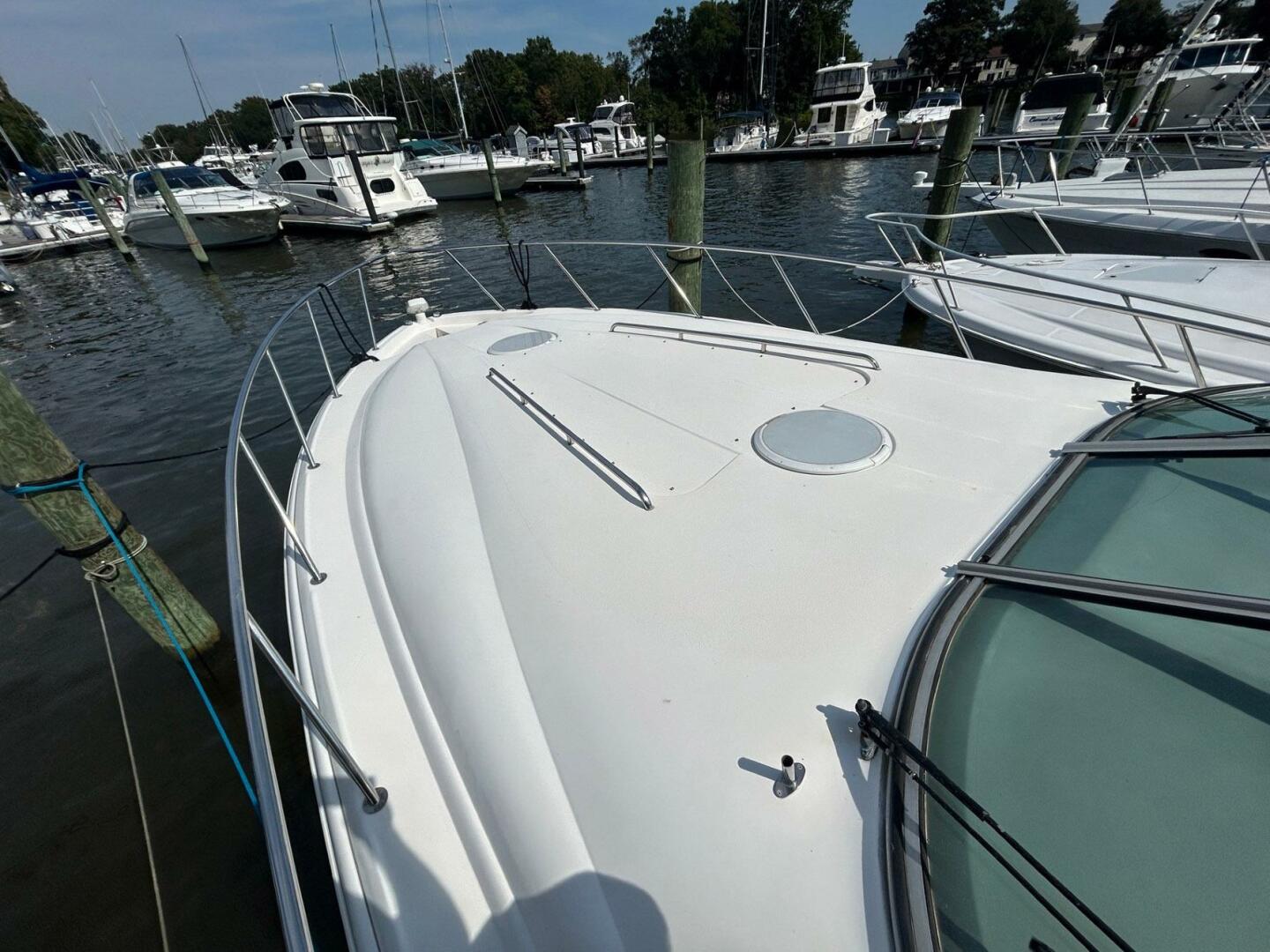37ft Wellcraft Yacht For Sale