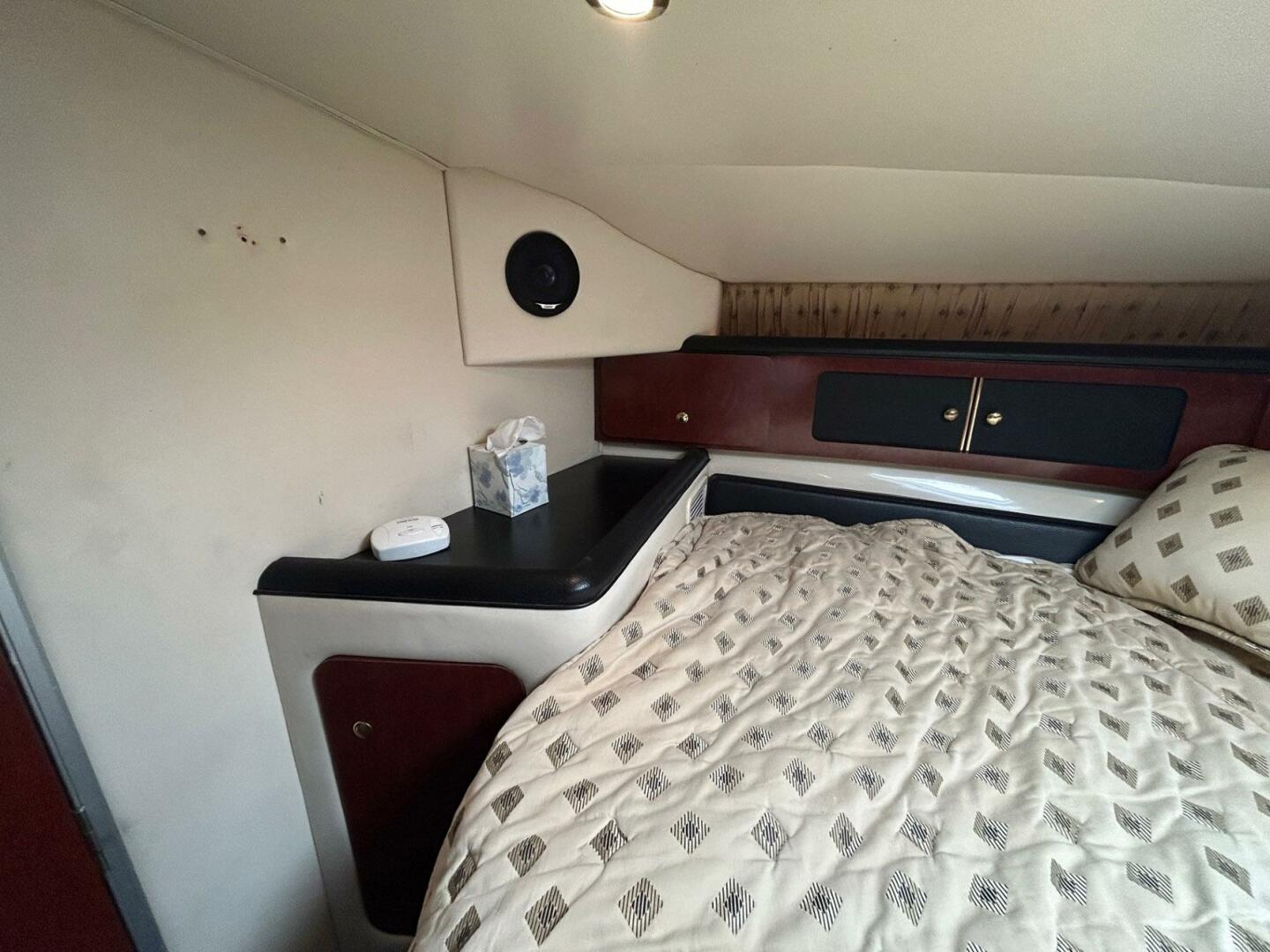 37ft Wellcraft Yacht For Sale