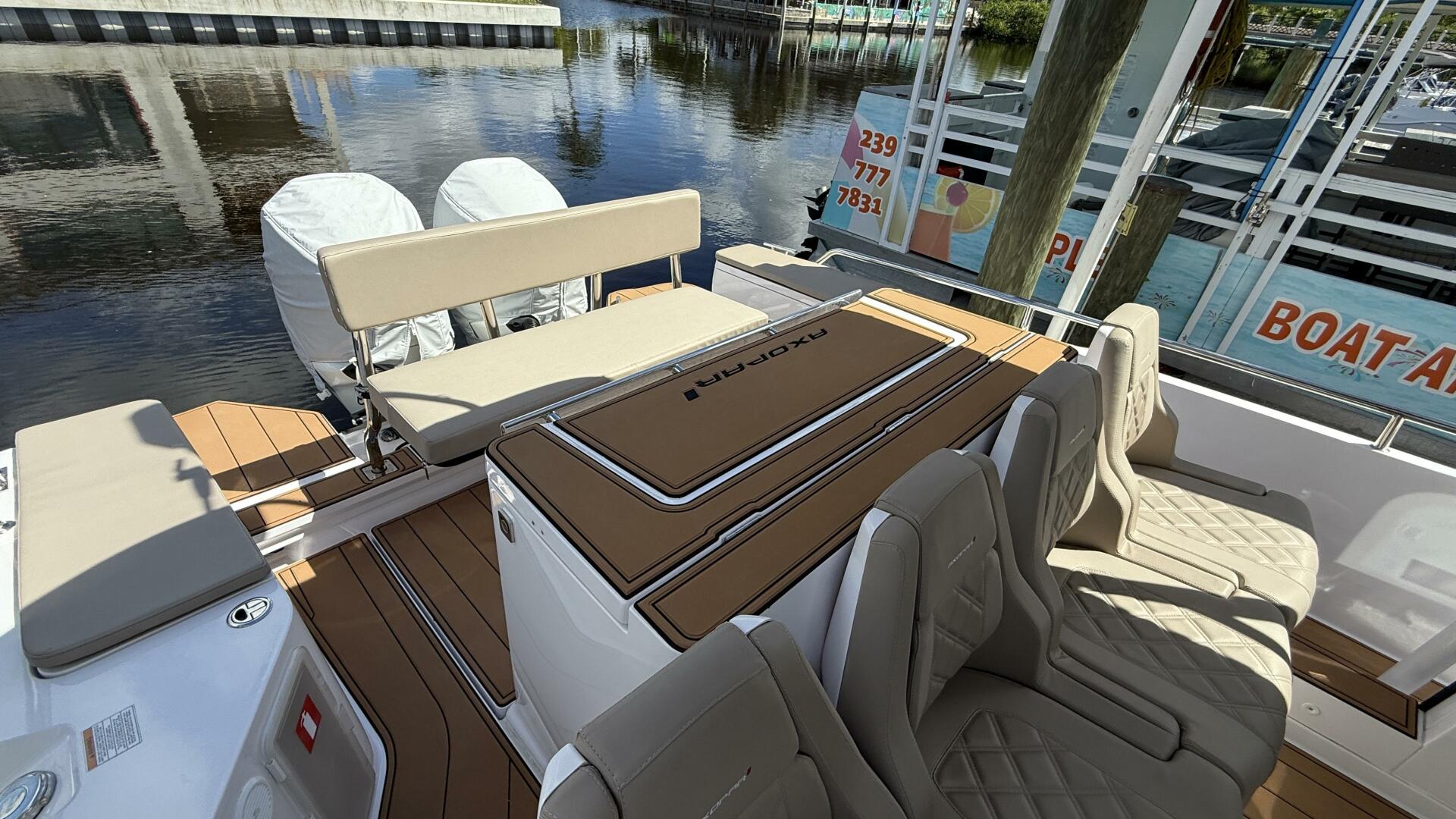 28ft Axopar Yacht For Sale