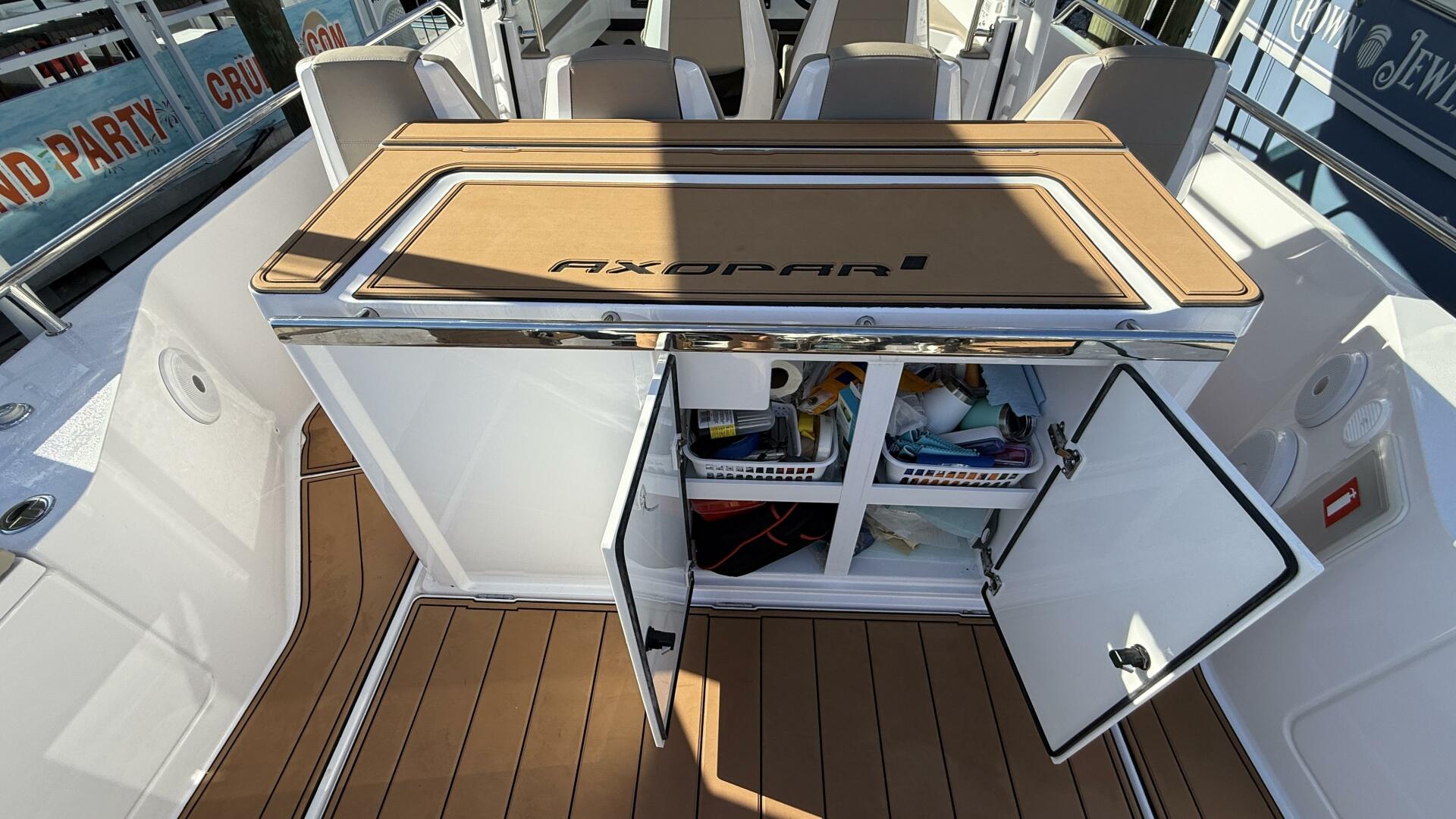 28ft Axopar Yacht For Sale