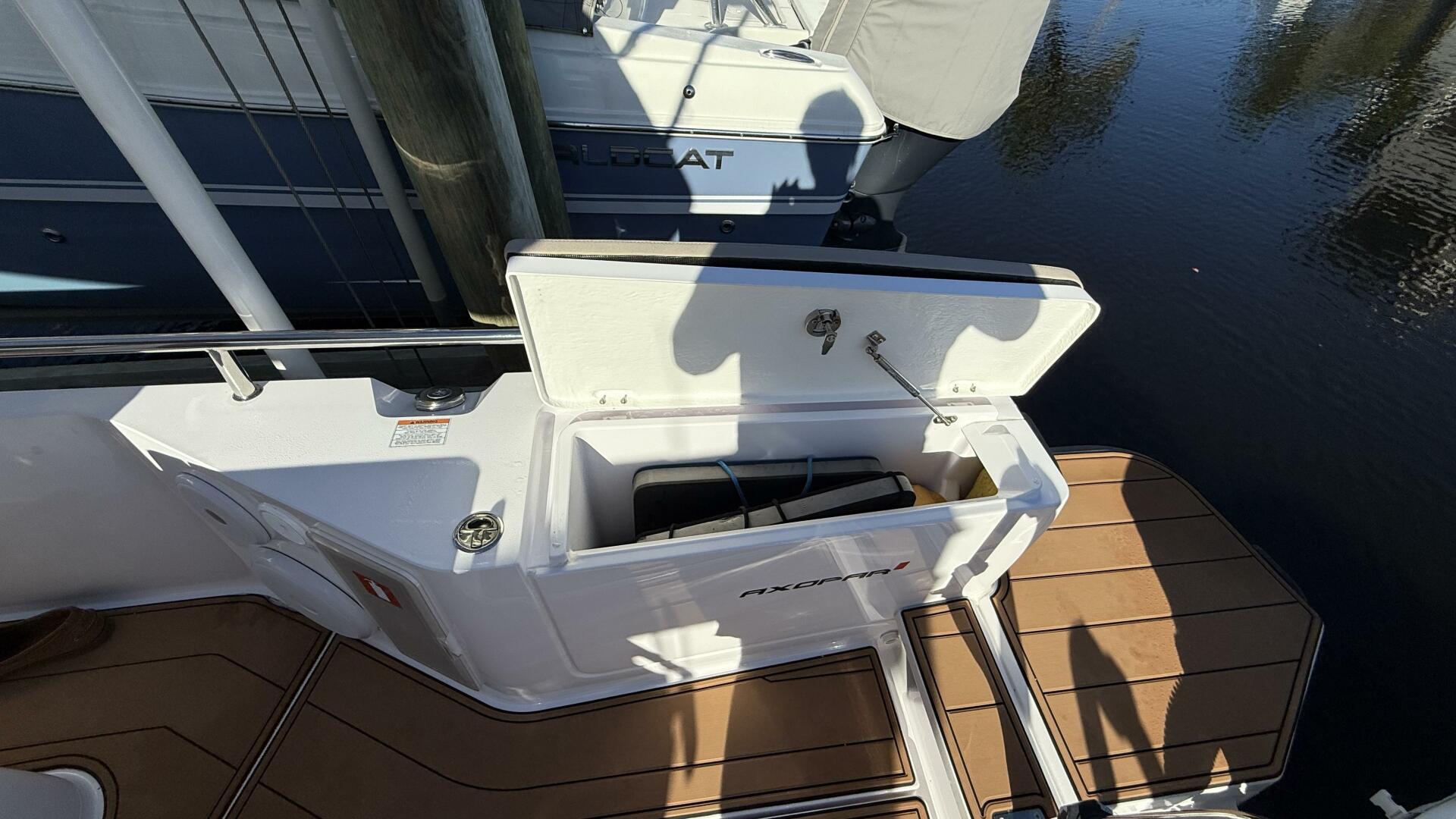 28ft Axopar Yacht For Sale