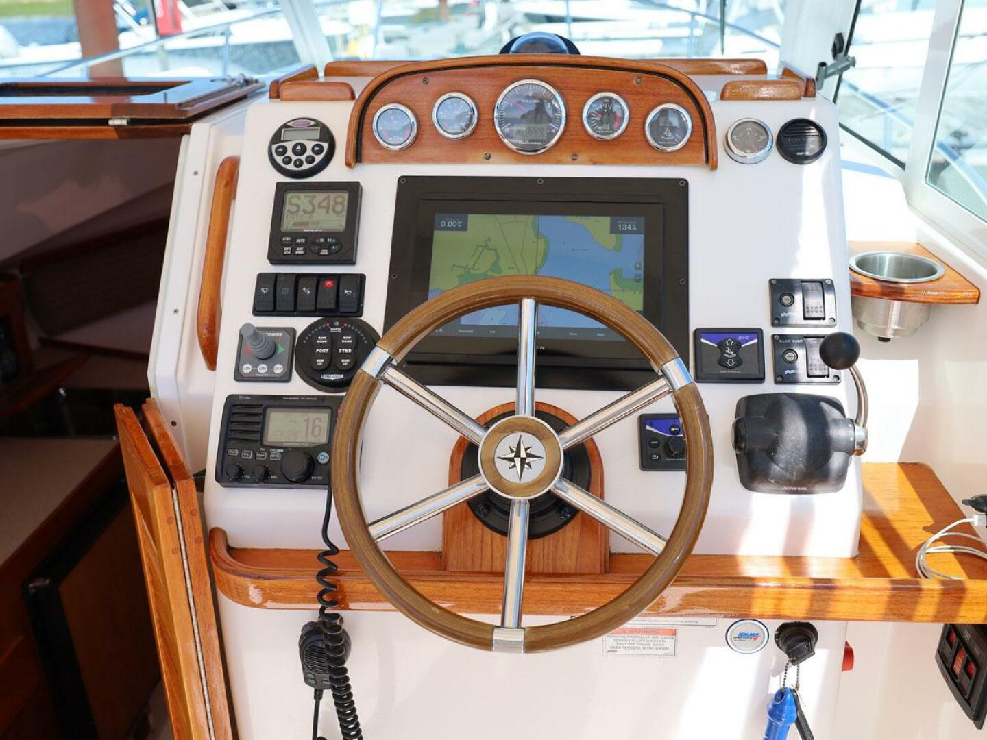 SIDEKICK 29ft Hunt Yachts Yacht For Sale