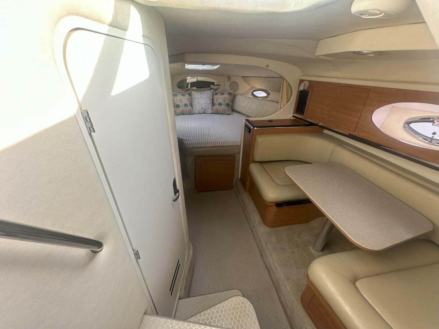 29ft Sea Ray Yacht For Sale