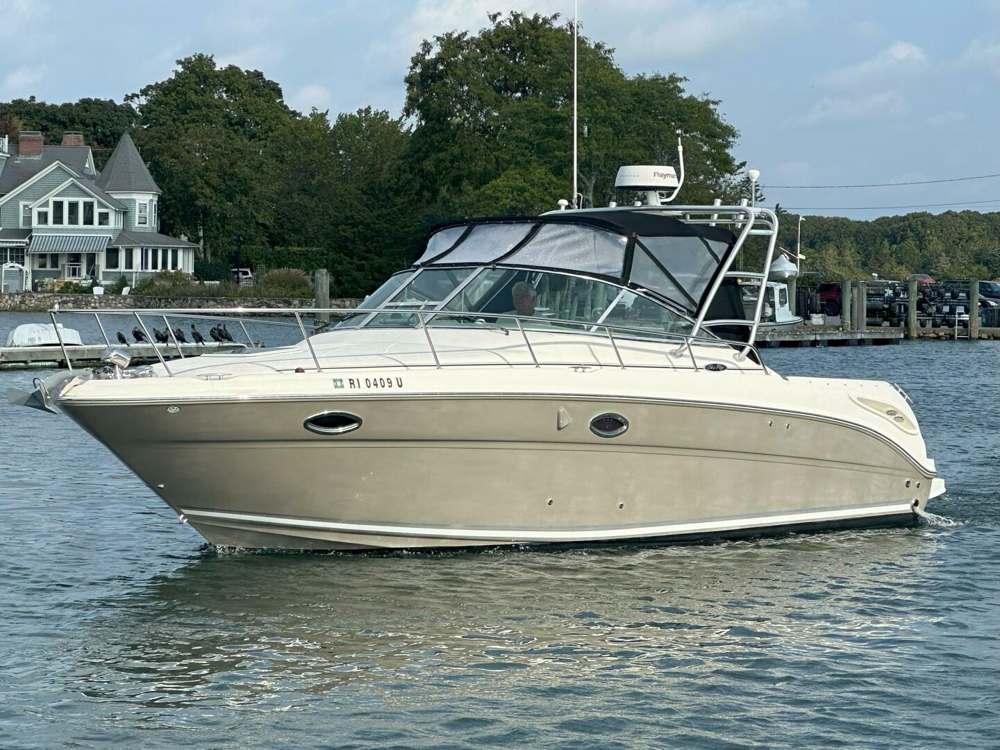 29ft Sea Ray Yacht For Sale