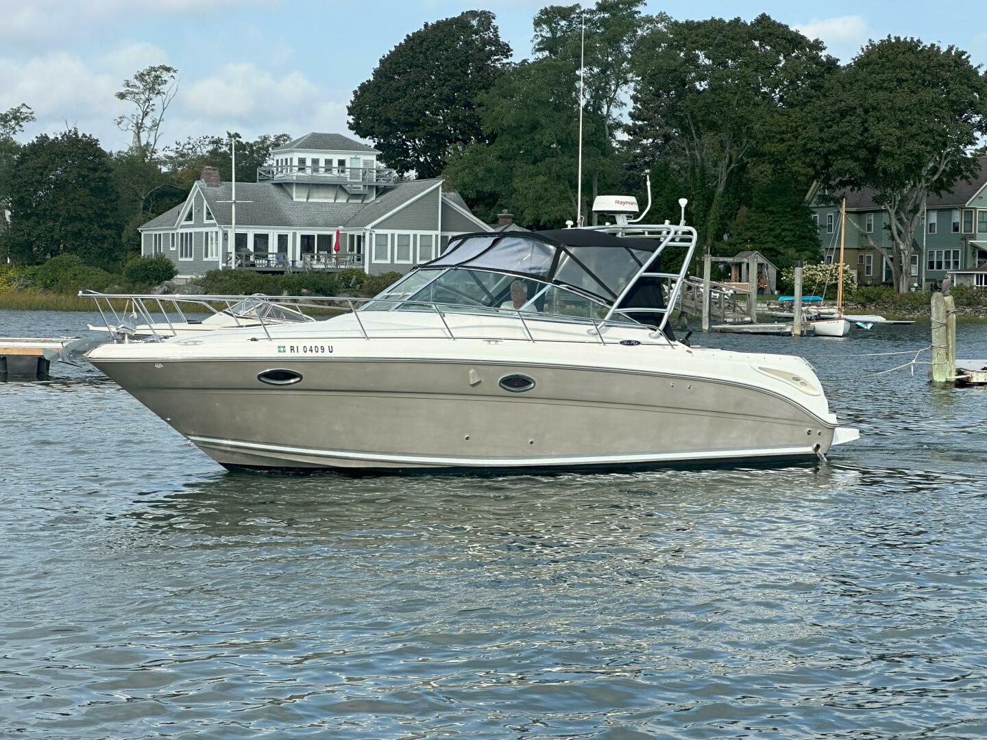 29ft Sea Ray Yacht For Sale