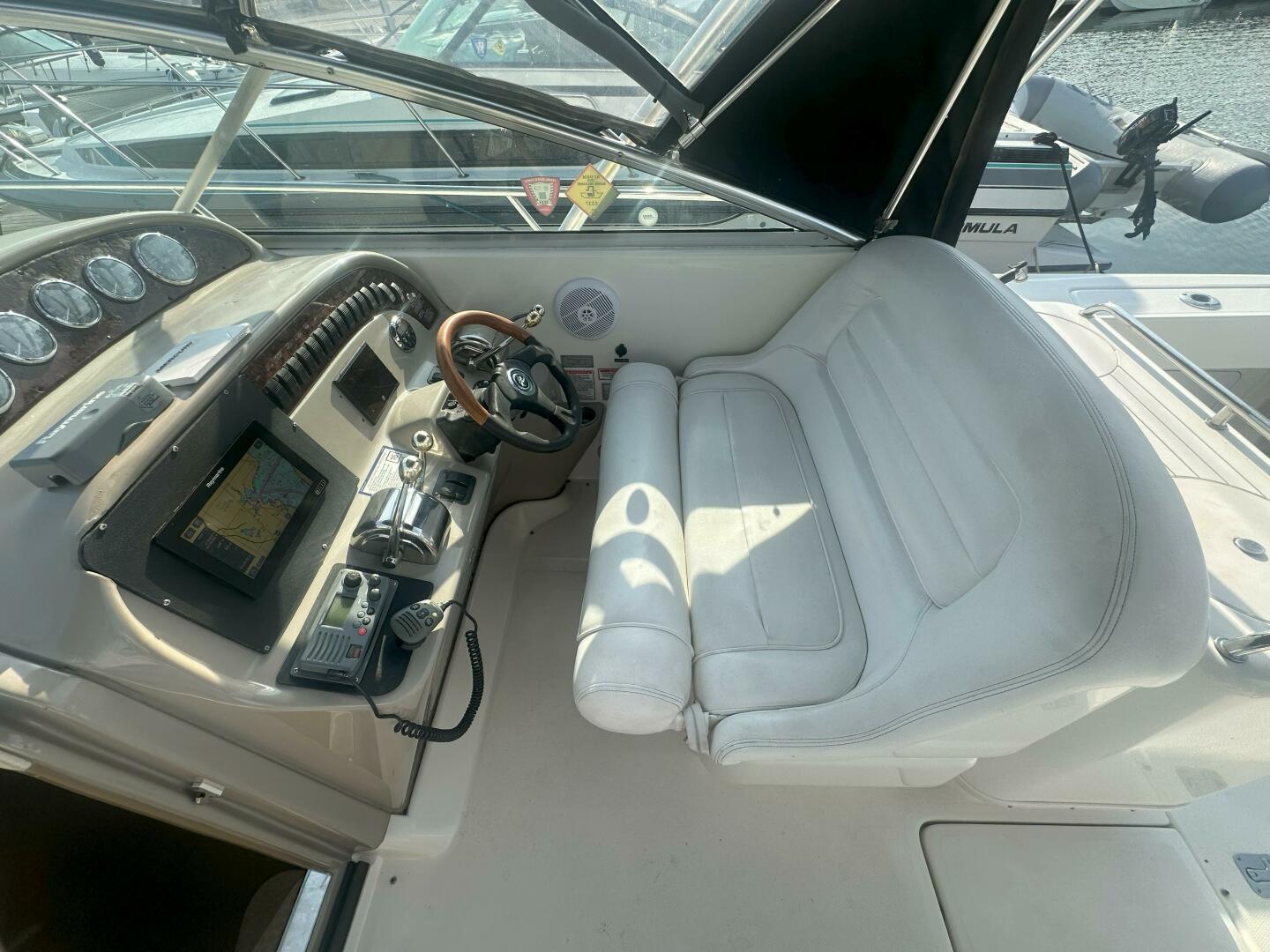 29ft Sea Ray Yacht For Sale