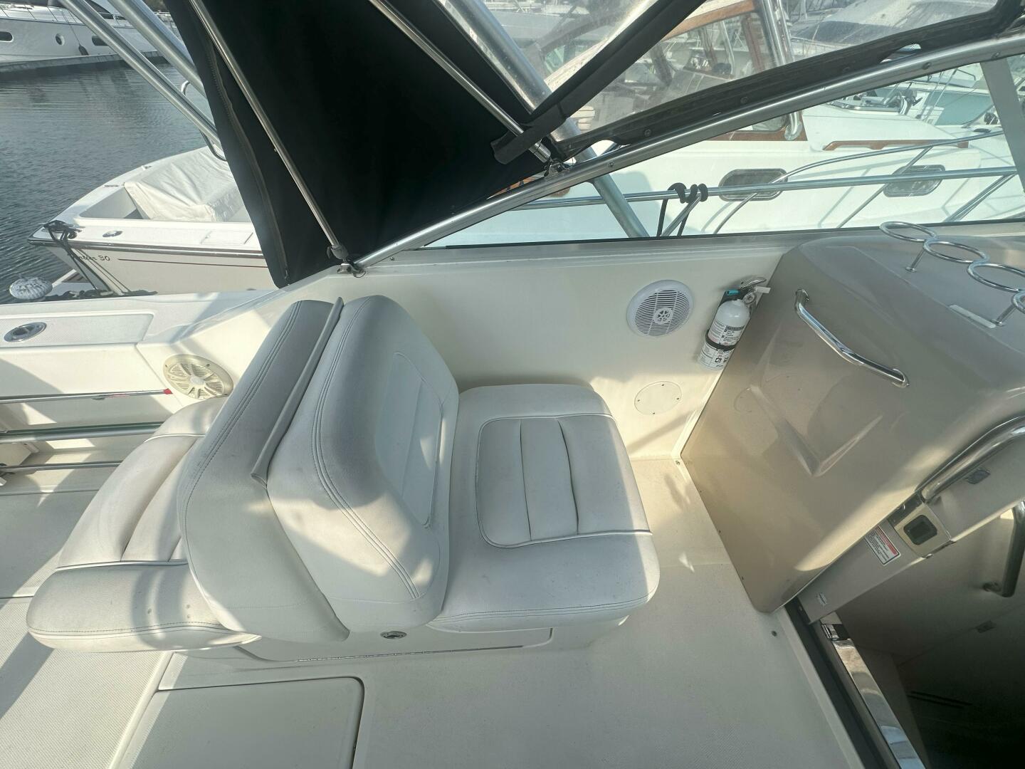 29ft Sea Ray Yacht For Sale