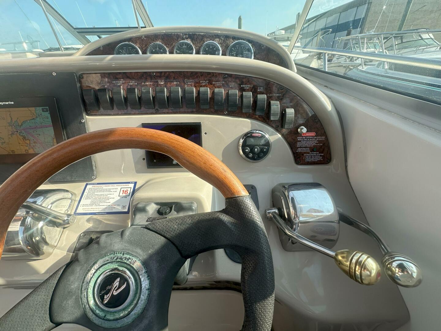 29ft Sea Ray Yacht For Sale