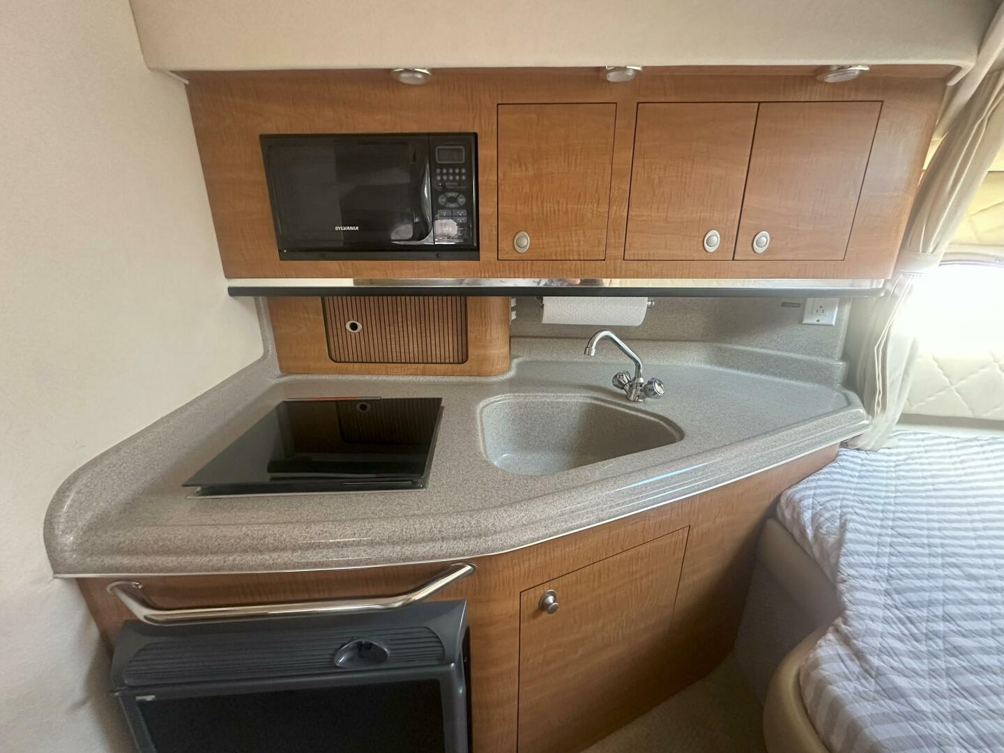 29ft Sea Ray Yacht For Sale