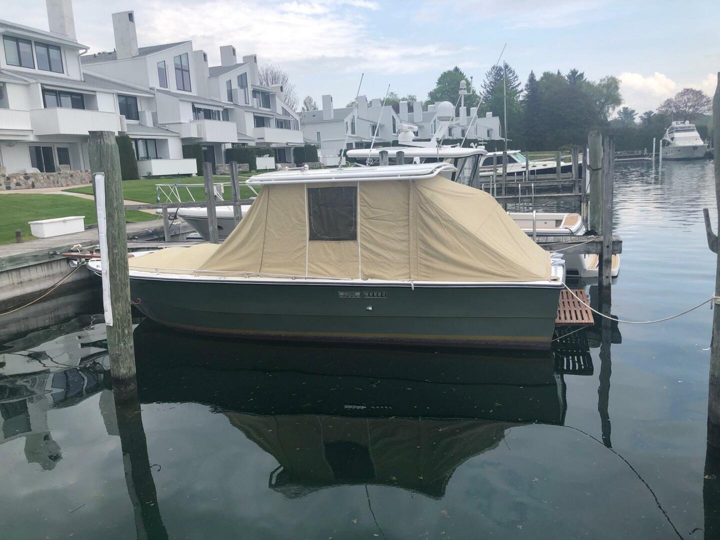 Legend 28ft Custom Yacht For Sale