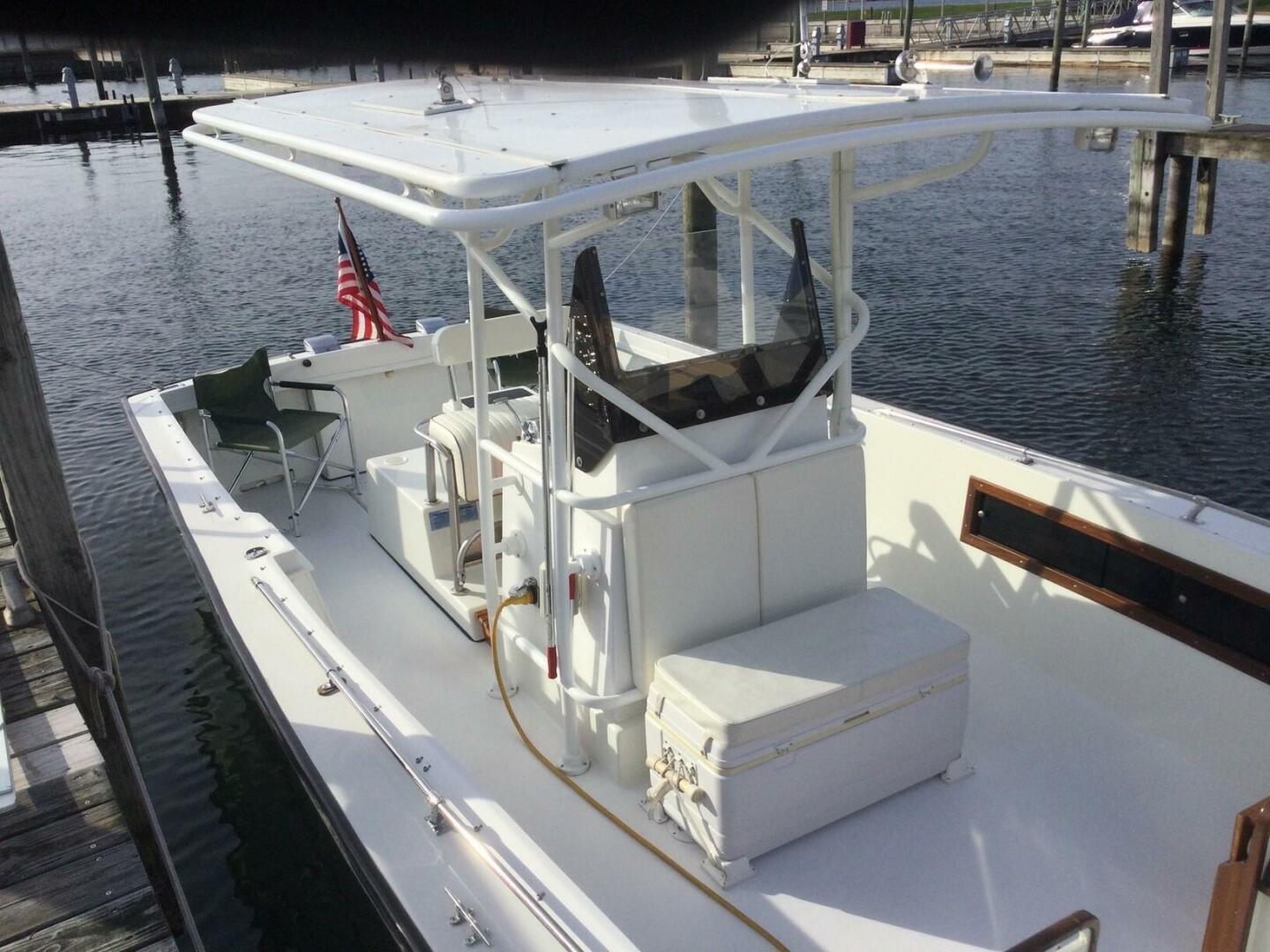 Legend 28ft Custom Yacht For Sale