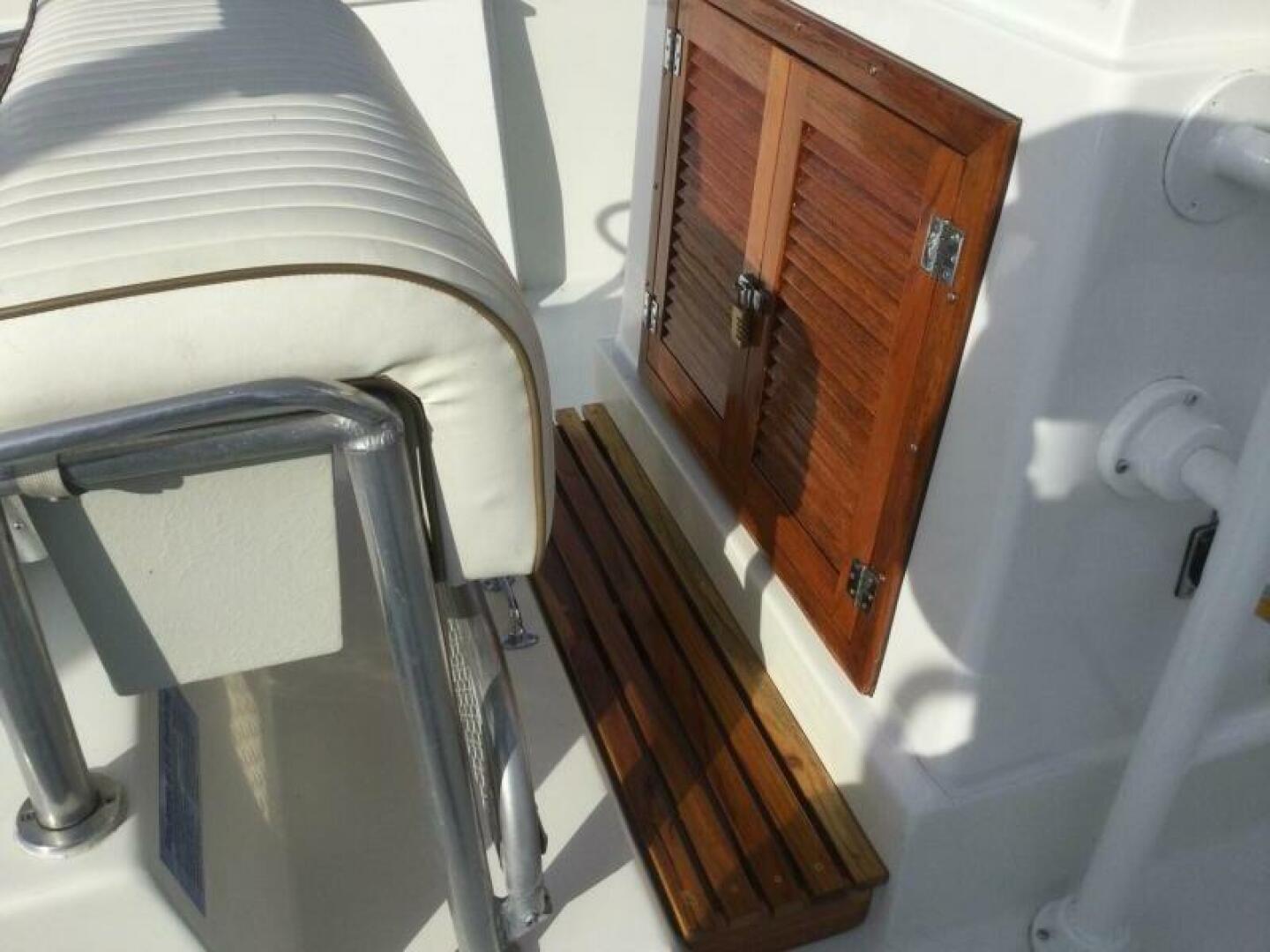 Legend 28ft Custom Yacht For Sale